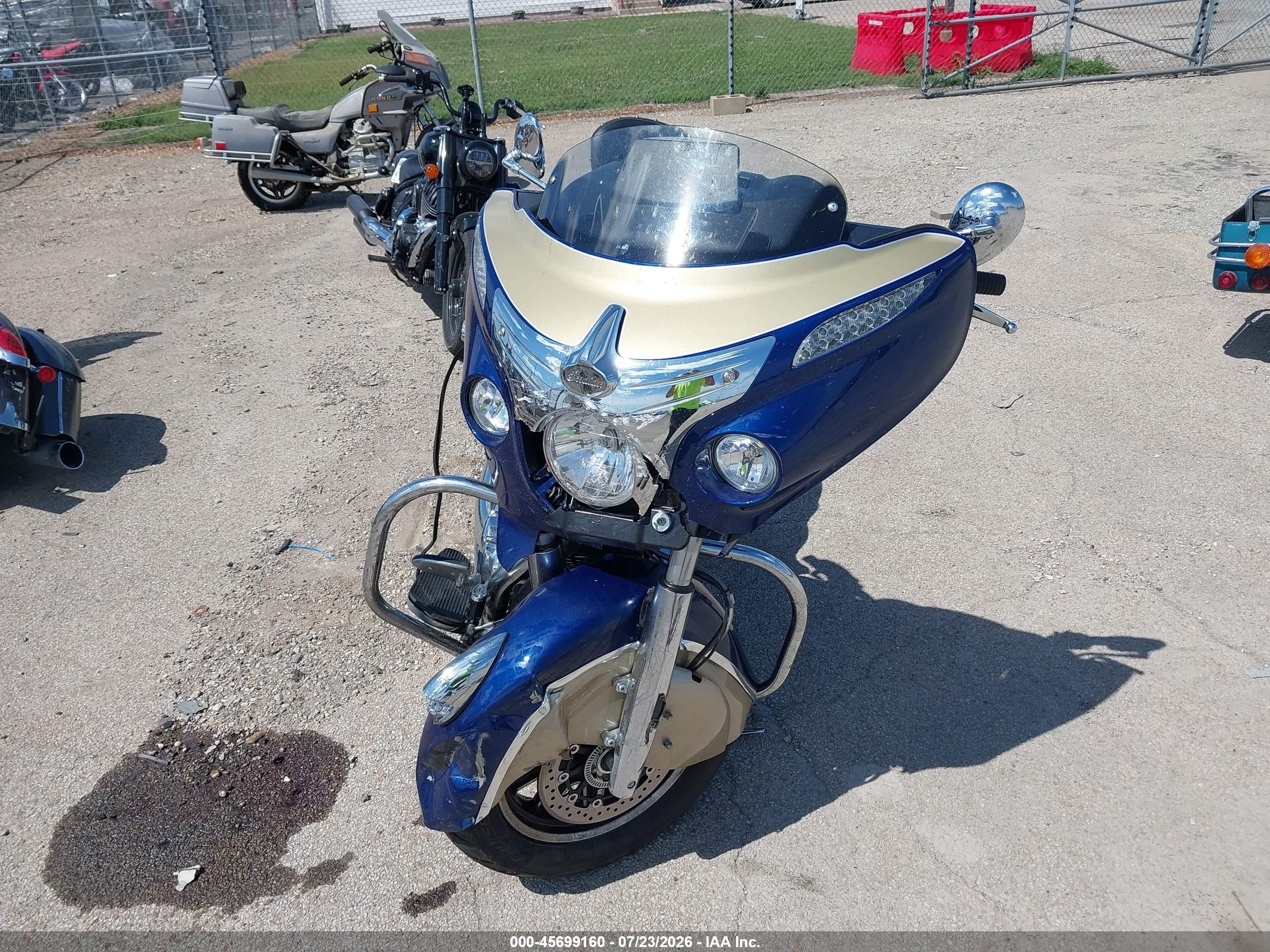 2019 Indian motorcycle co. Chieftain VIN 56KTFAAA9K3375244 IAAI salvage auction — Front End, Salvage (Illinois), sold $2,800 on 2026-09-09 (photo 5)