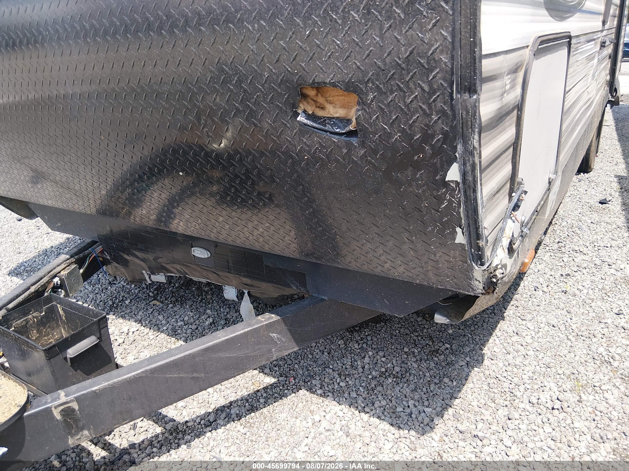 2018 Starcraft Autumn Ridge VIN 1SABS0BN1J2ZT5121 IAAI salvage auction — Water/Flood, Junk (Missouri), sold $50 on 2026-09-22 (photo 6)