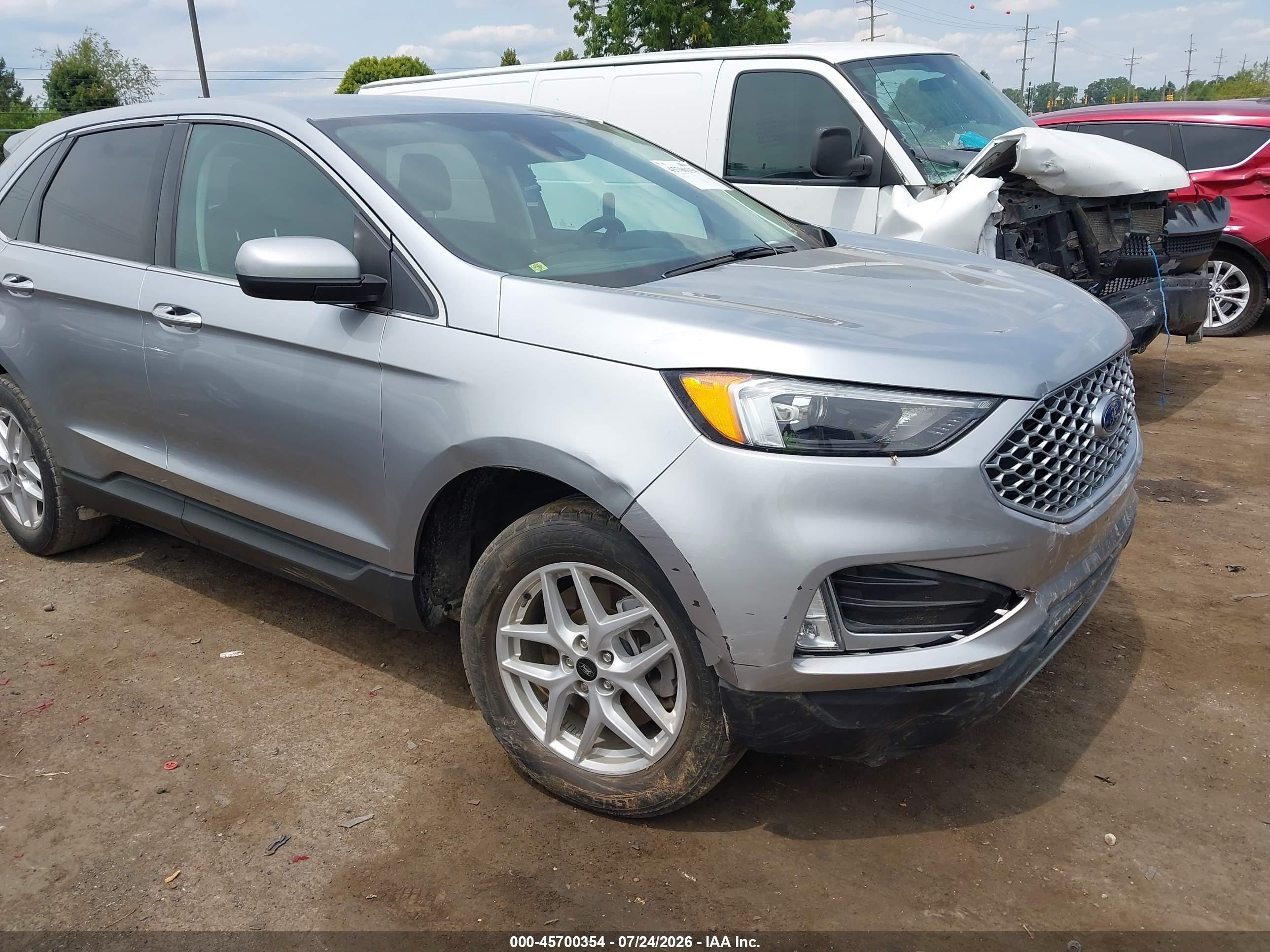 2023 Ford Edge VIN 2FMPK4J96PBA54842 — IAAI salvage auction photo