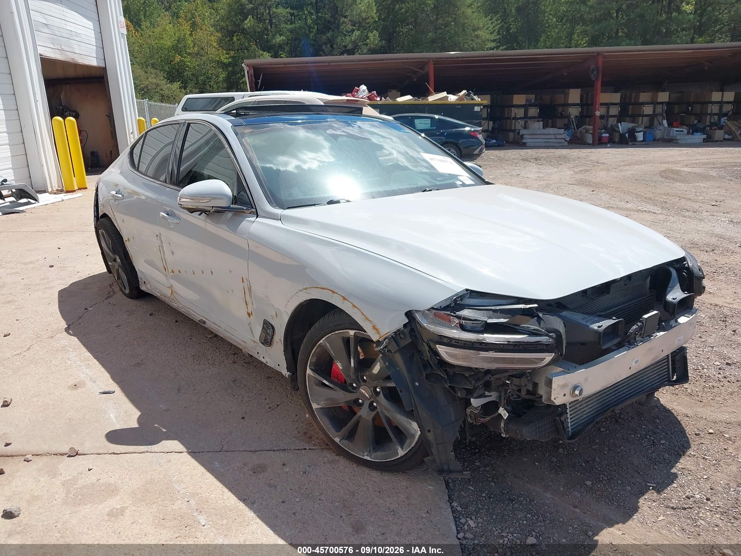 2022 Genesis G70 VIN KMTG54TE4NU091726 IAAI salvage auction — Front & Rear, Salvage (Alabama), sold $3,750 on 2026-09-12 (photo 1)