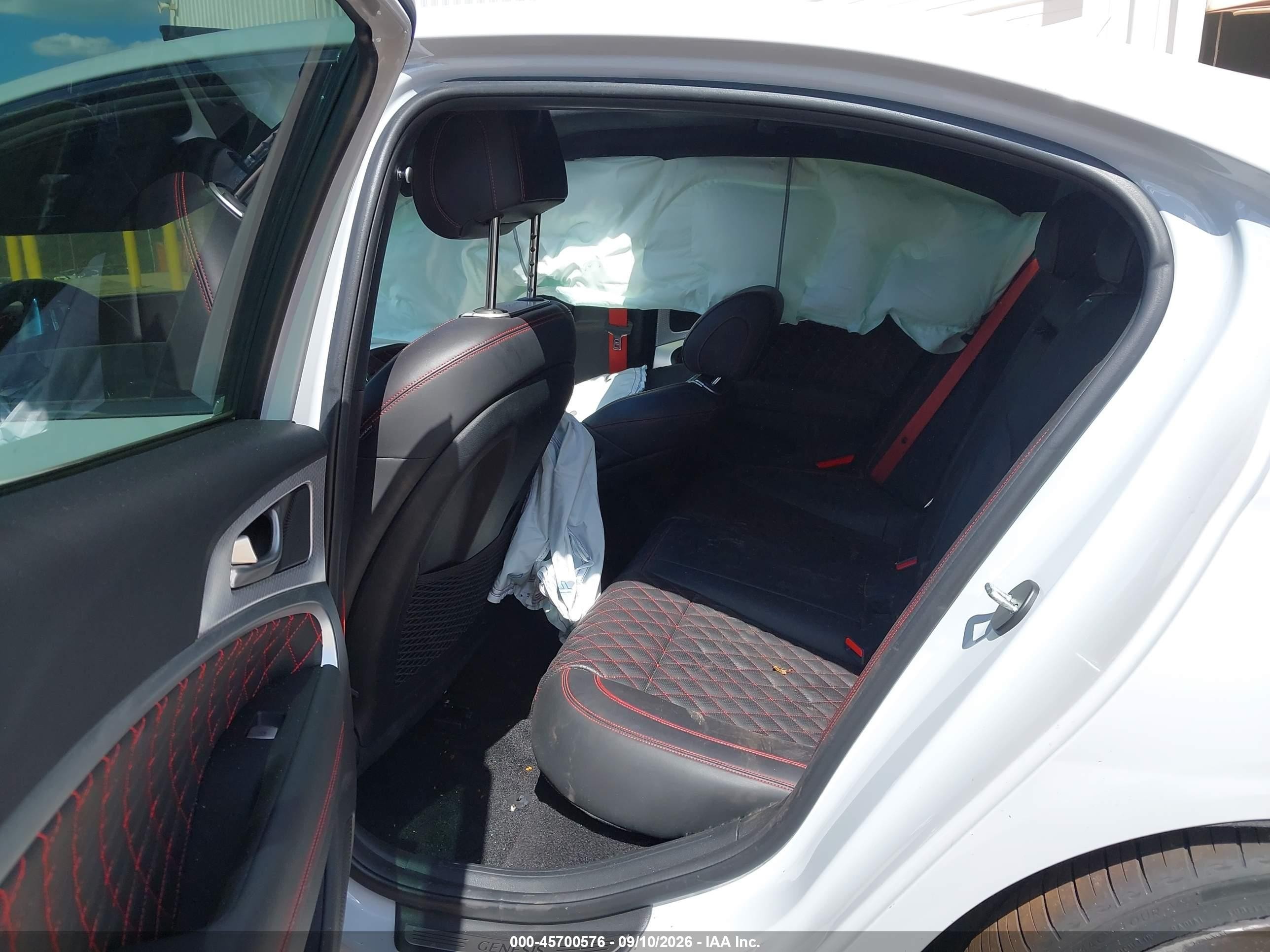 2022 Genesis G70 VIN KMTG54TE4NU091726 IAAI salvage auction — Front & Rear, Salvage (Alabama), sold $3,750 on 2026-09-12 (photo 8)