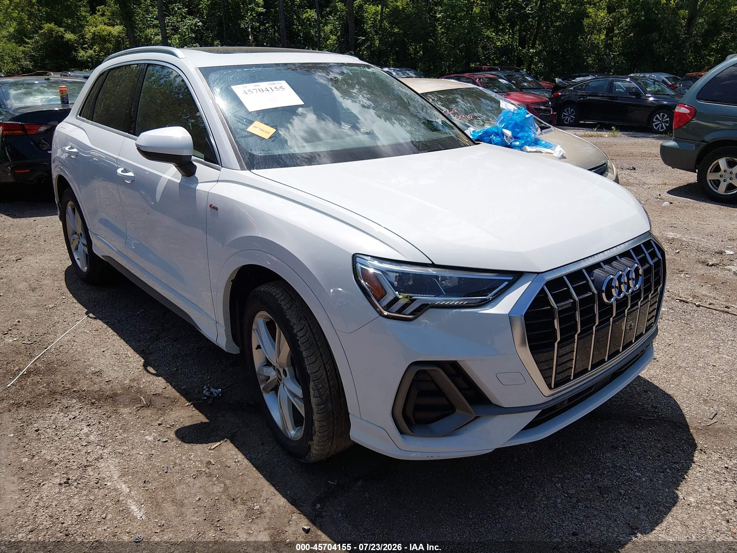 2021 Audi Q3 VIN WA1EECF32M1130902 — IAAI salvage auction photo