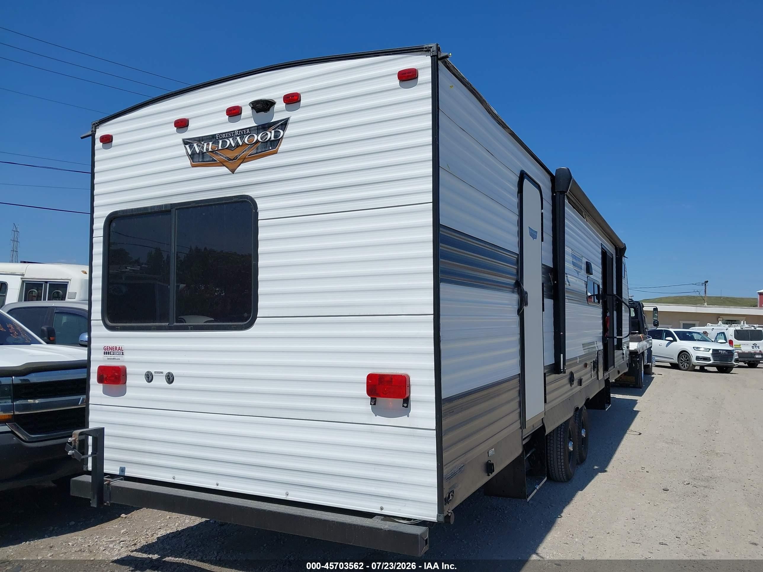 2020 Forest river River VIN 4X4TWDM26L8807671 IAAI salvage auction — Top/Roof, Scrap (Michigan), sold $3,150 on 2026-09-02 (photo 4)