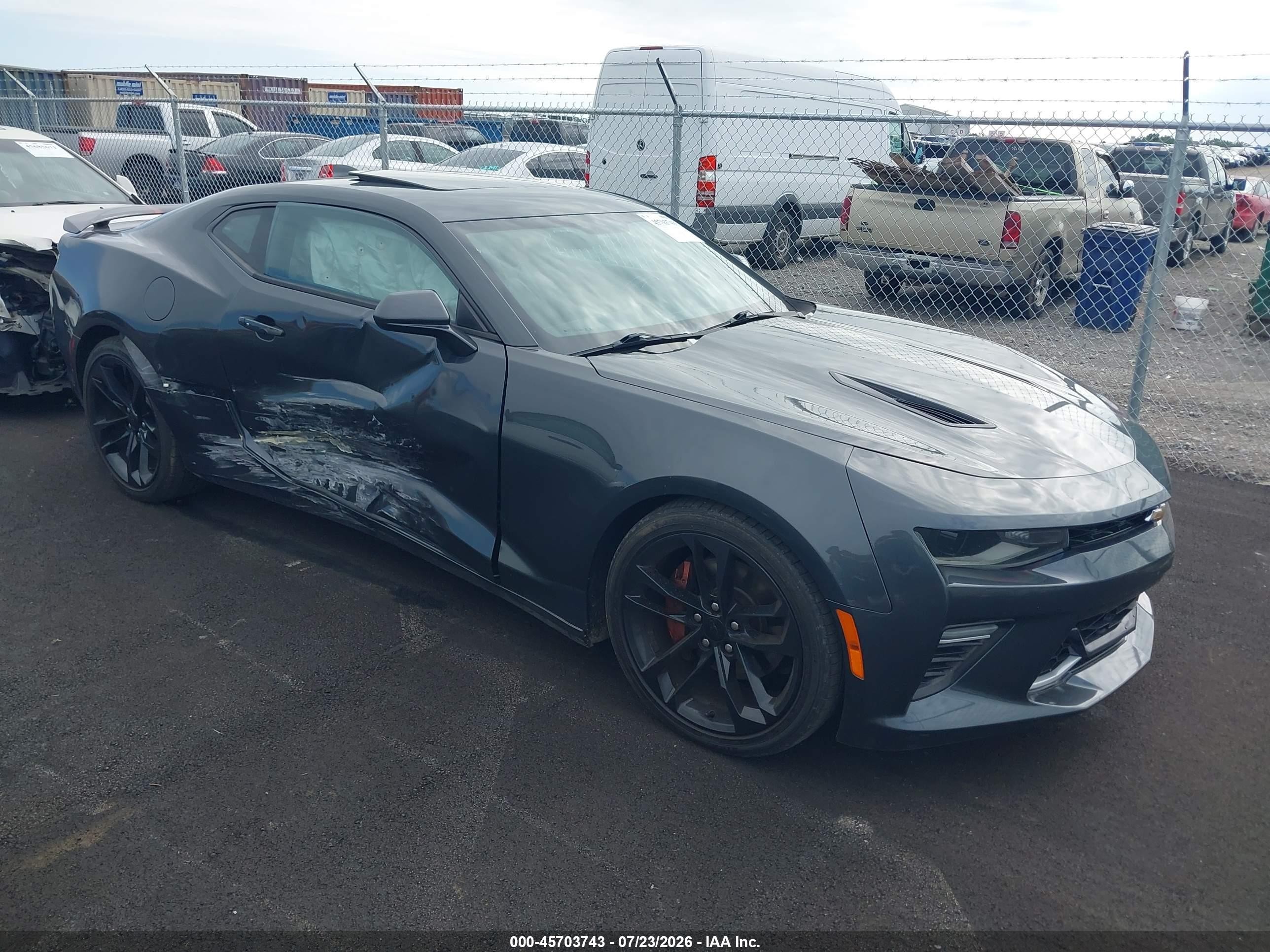 2017 Chevrolet Camaro VIN 1G1FH1R76H0129292 — IAAI salvage auction photo