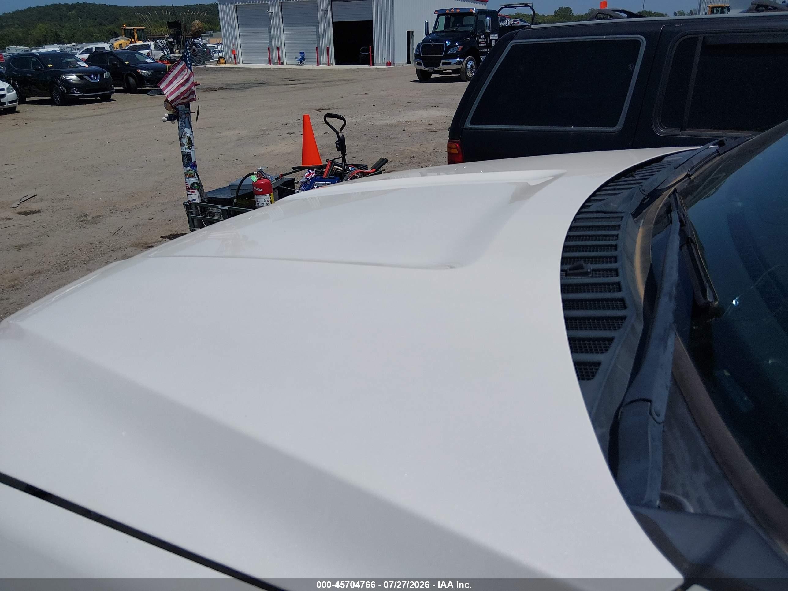 2018 Ford Expedition VIN 1FMJK2AT5JEA59046 IAAI salvage auction — Hail, Clear (Oklahoma), sold $9,000 on 2026-09-12 (photo 6)