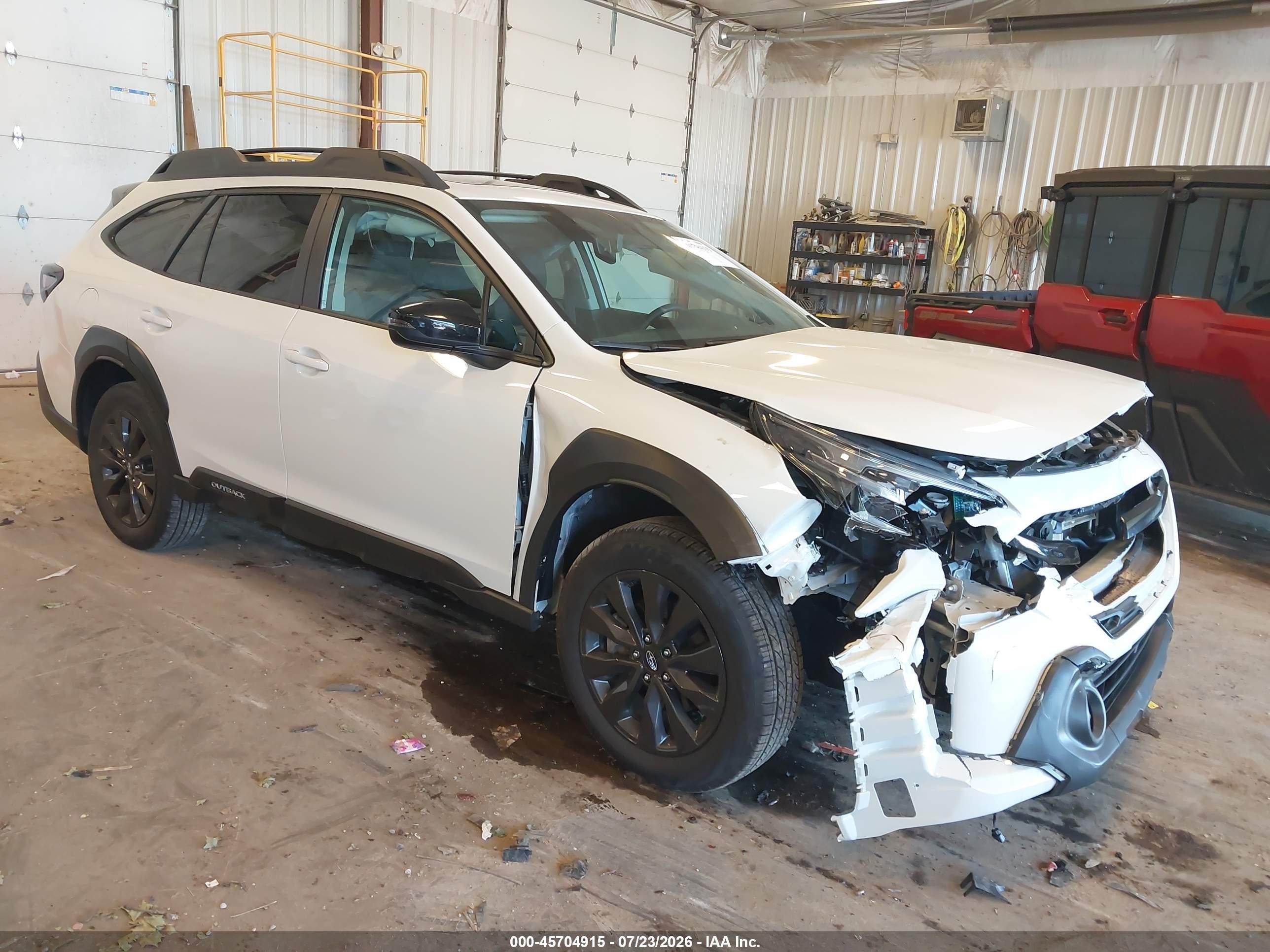 2025 Subaru Outback VIN 4S4BTALC9S3298699 — IAAI salvage auction photo