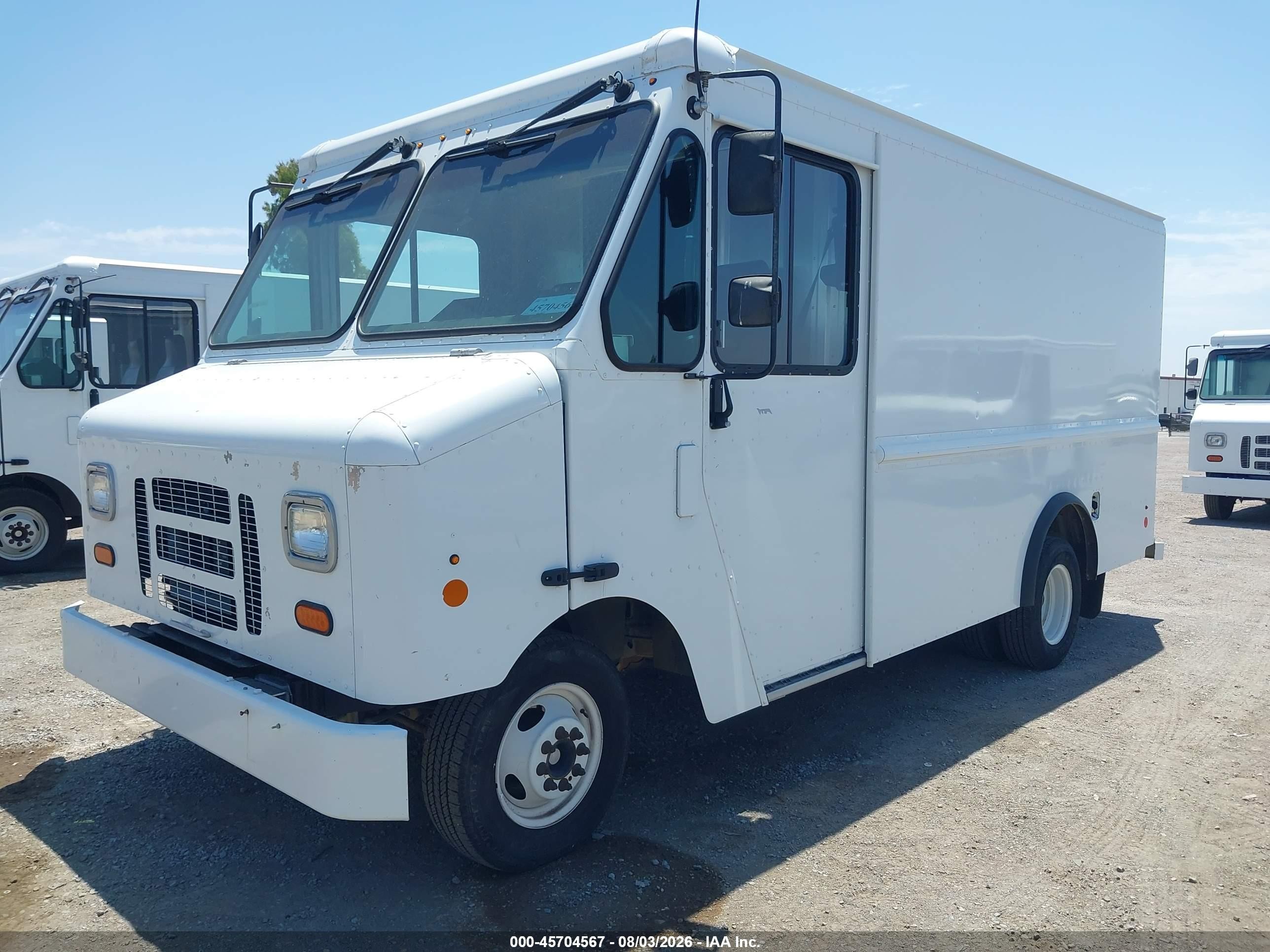2018 Ford E-350 VIN 1FC3E3K69JDC36755 IAAI salvage auction — Normal Wear, SF97 (California), sold $9,600 on 2026-09-10 (photo 6)