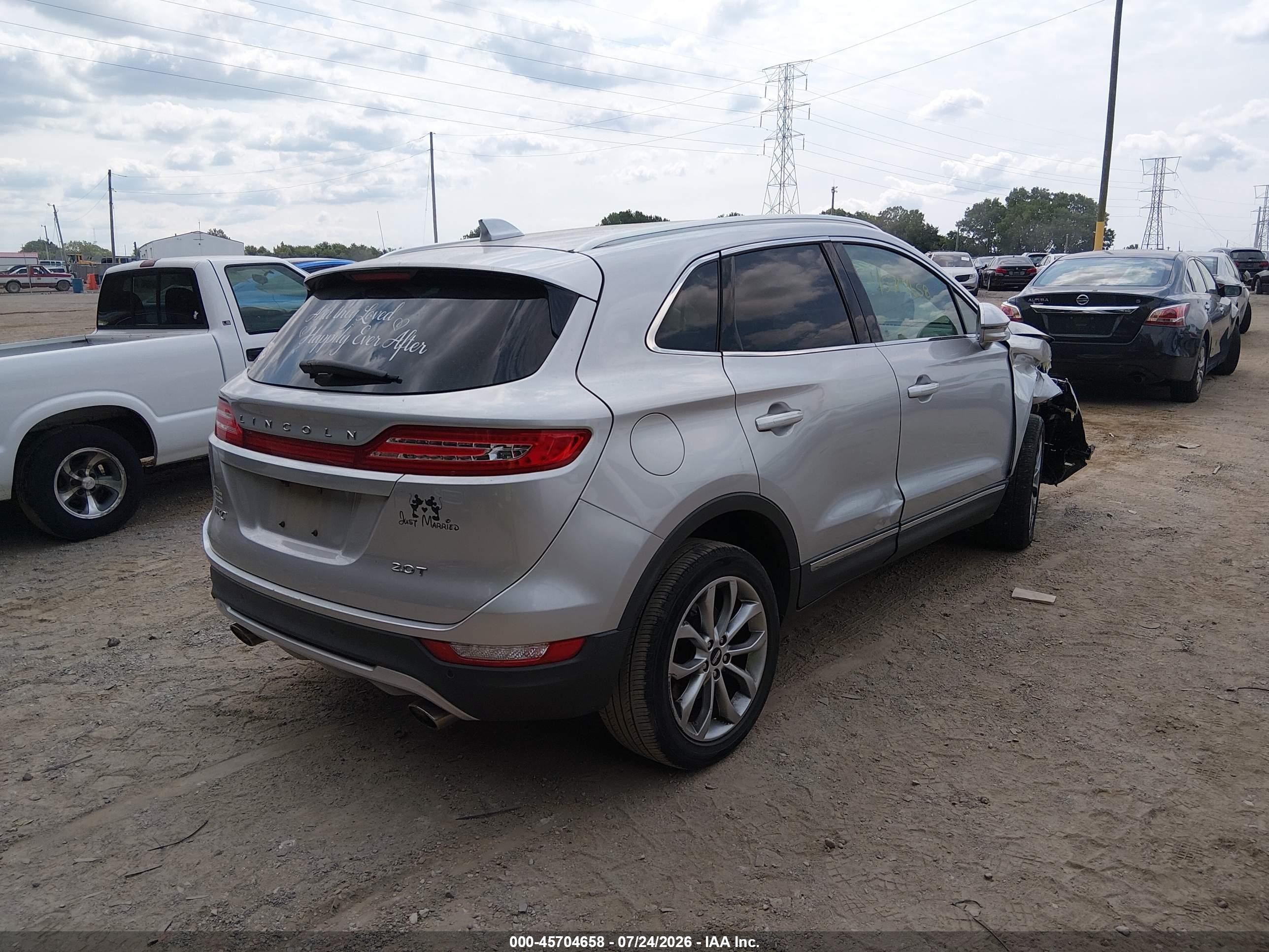 2017 Lincoln Mkc VIN 5LMCJ2C94HUL00587 IAAI salvage auction — Unknown, Salvage (Indiana), sold $875 on 2026-09-09 (photo 4)