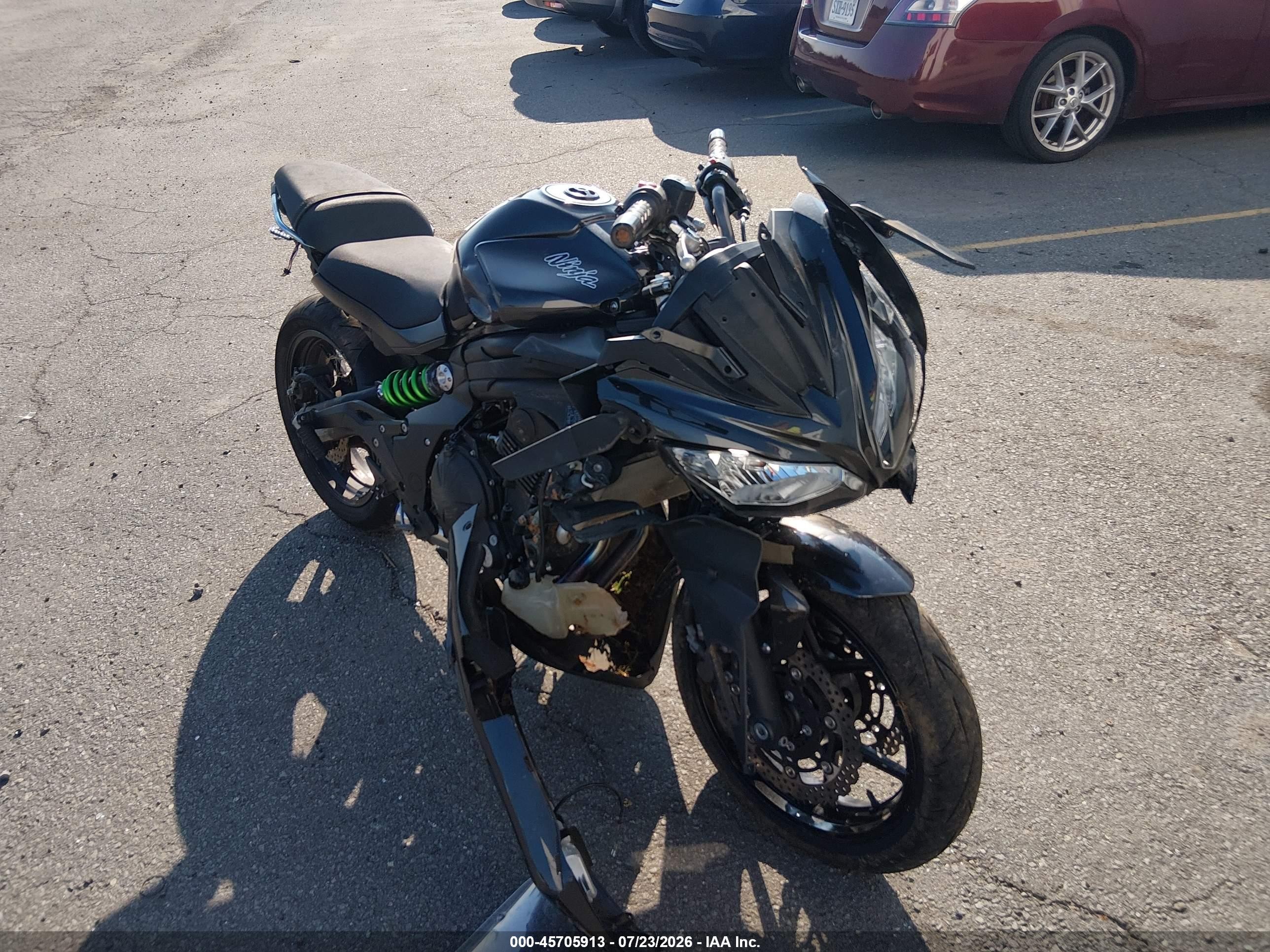 2016 Kawasaki Ninja VIN JKAEXEE11GDA22735 IAAI salvage auction — All Over, Clear (Virginia), sold $325 on 2026-09-09 (photo 1)