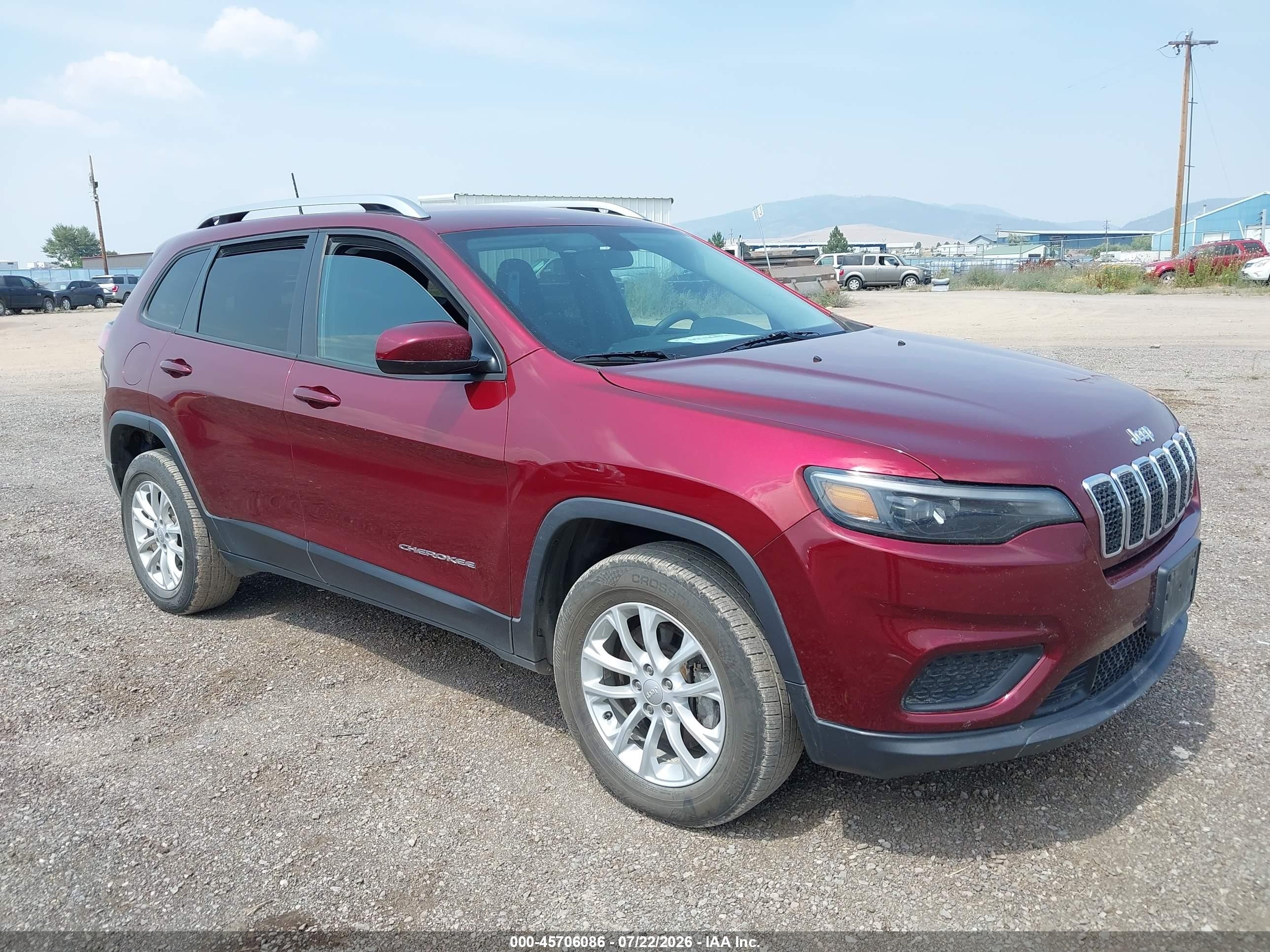 2020 Jeep Cherokee VIN 1C4PJMCB6LD645667 — IAAI salvage auction photo