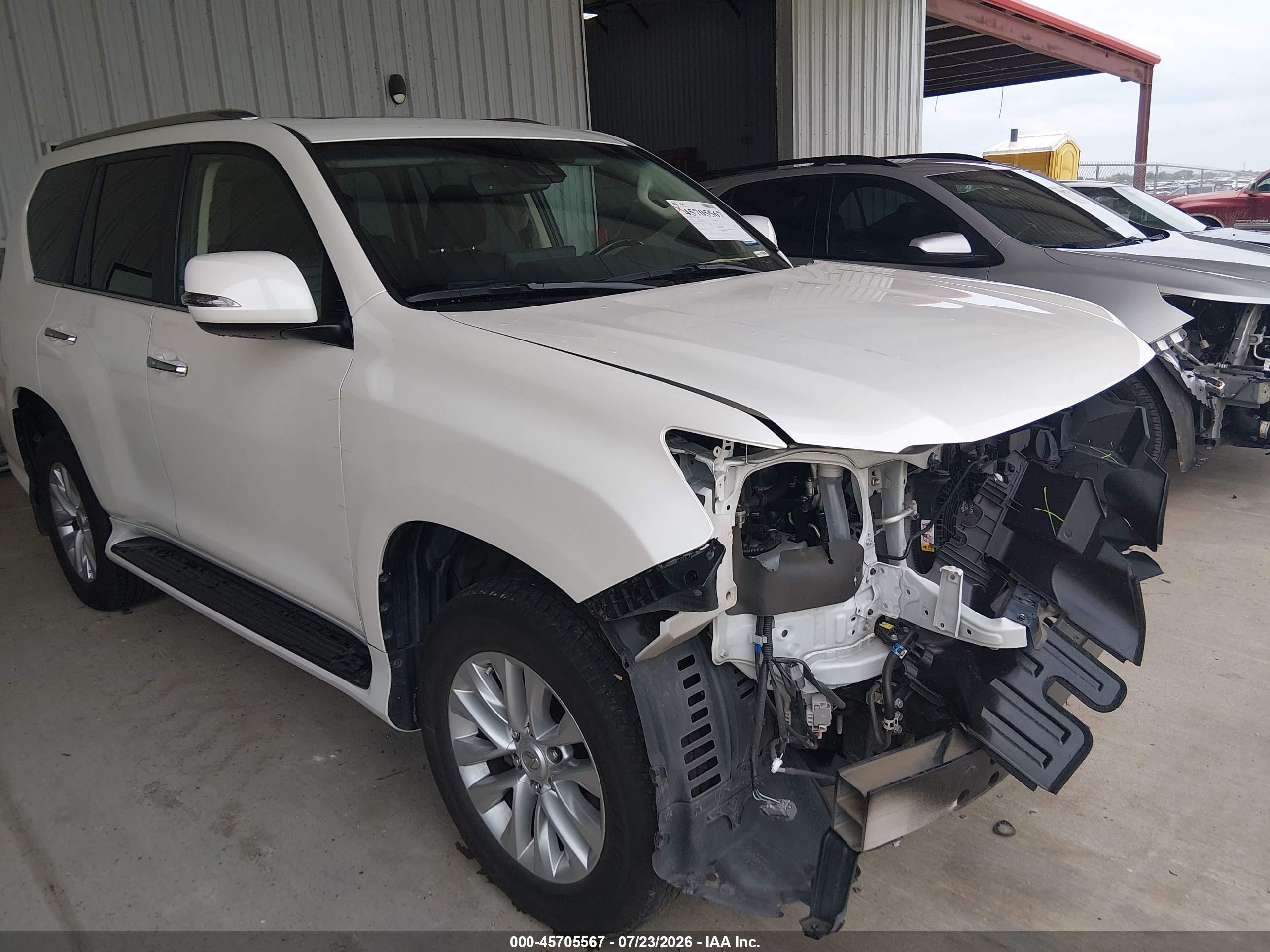 2023 Lexus GX 460 VIN JTJAM7BX6P5384484 — IAAI salvage auction photo