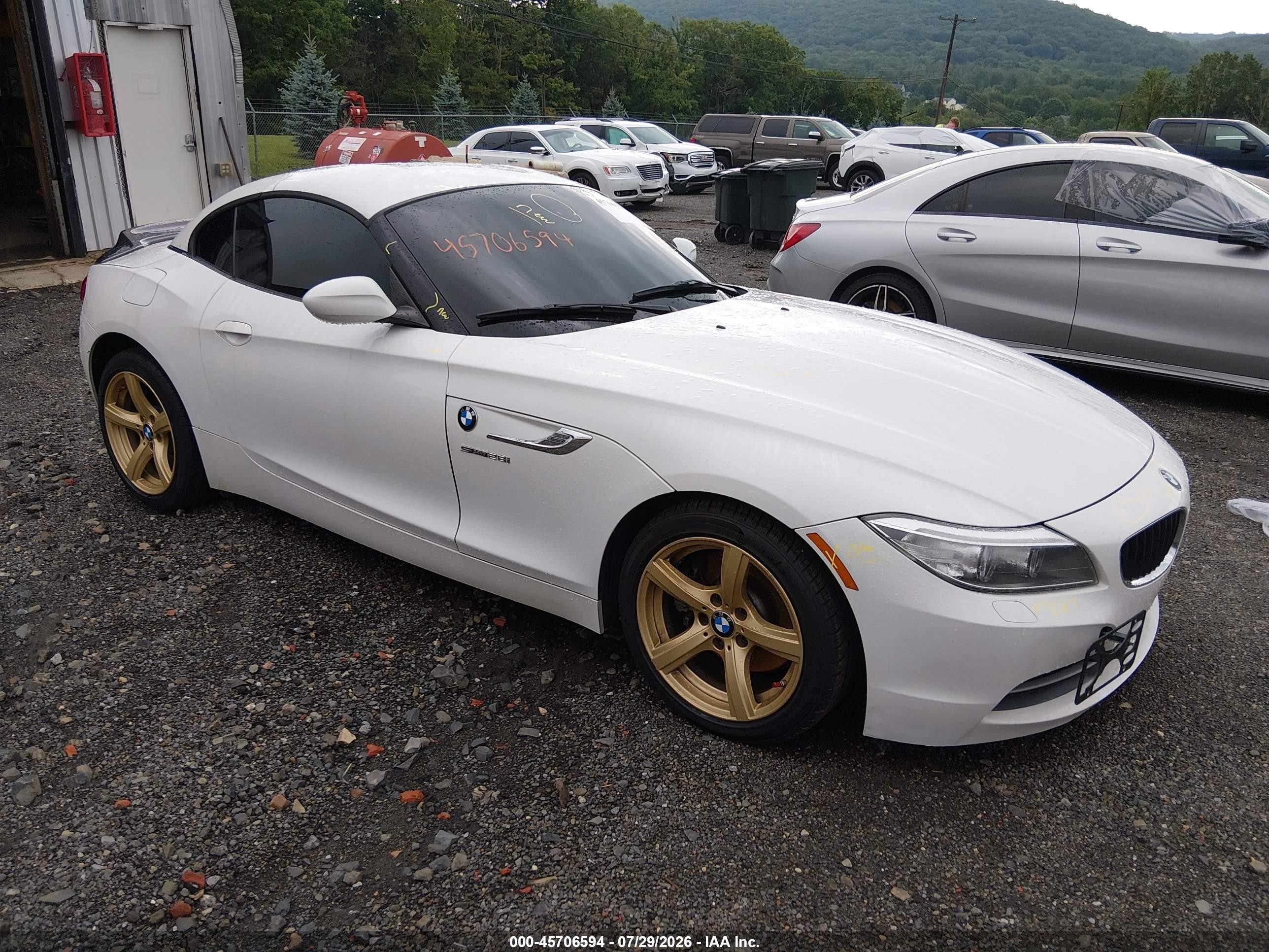 2016 BMW Z4 VIN WBALL5C50G5A20304 IAAI salvage auction — Storm Damage, Salvage (New Jersey), sold $3,550 on 2026-09-03 (photo 1)