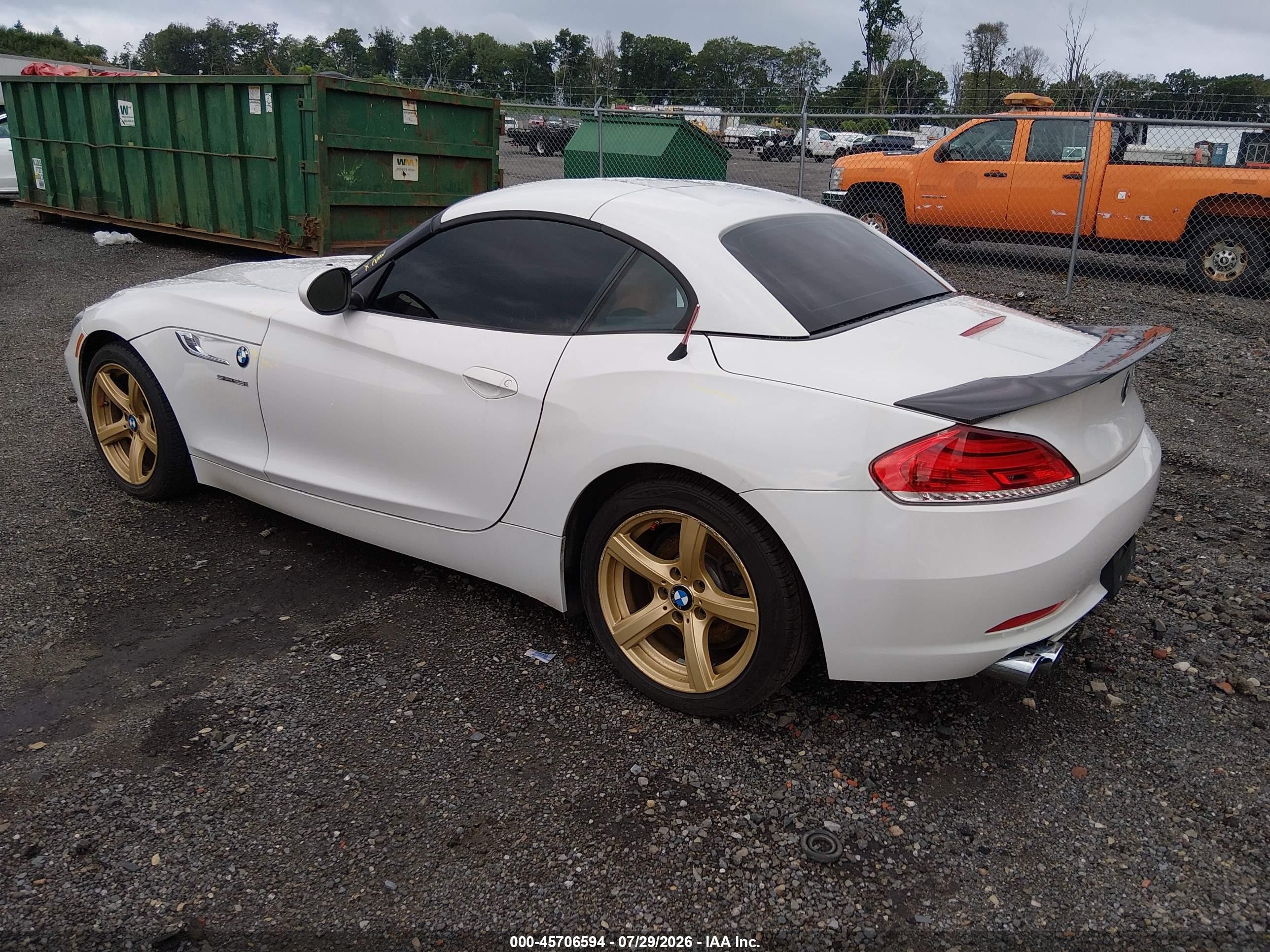 2016 BMW Z4 VIN WBALL5C50G5A20304 IAAI salvage auction — Storm Damage, Salvage (New Jersey), sold $3,550 on 2026-09-03 (photo 3)