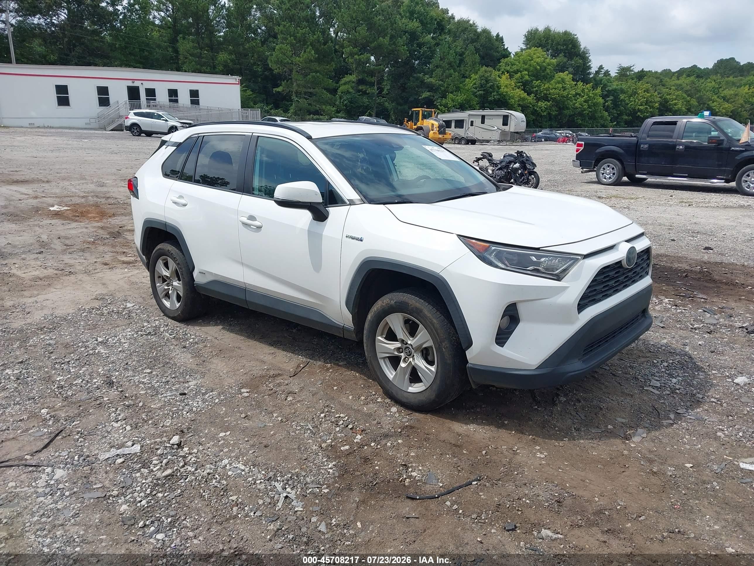 2020 Toyota RAV4 Hybrid VIN 4T3R6RFV4LU003271 — IAAI salvage auction photo