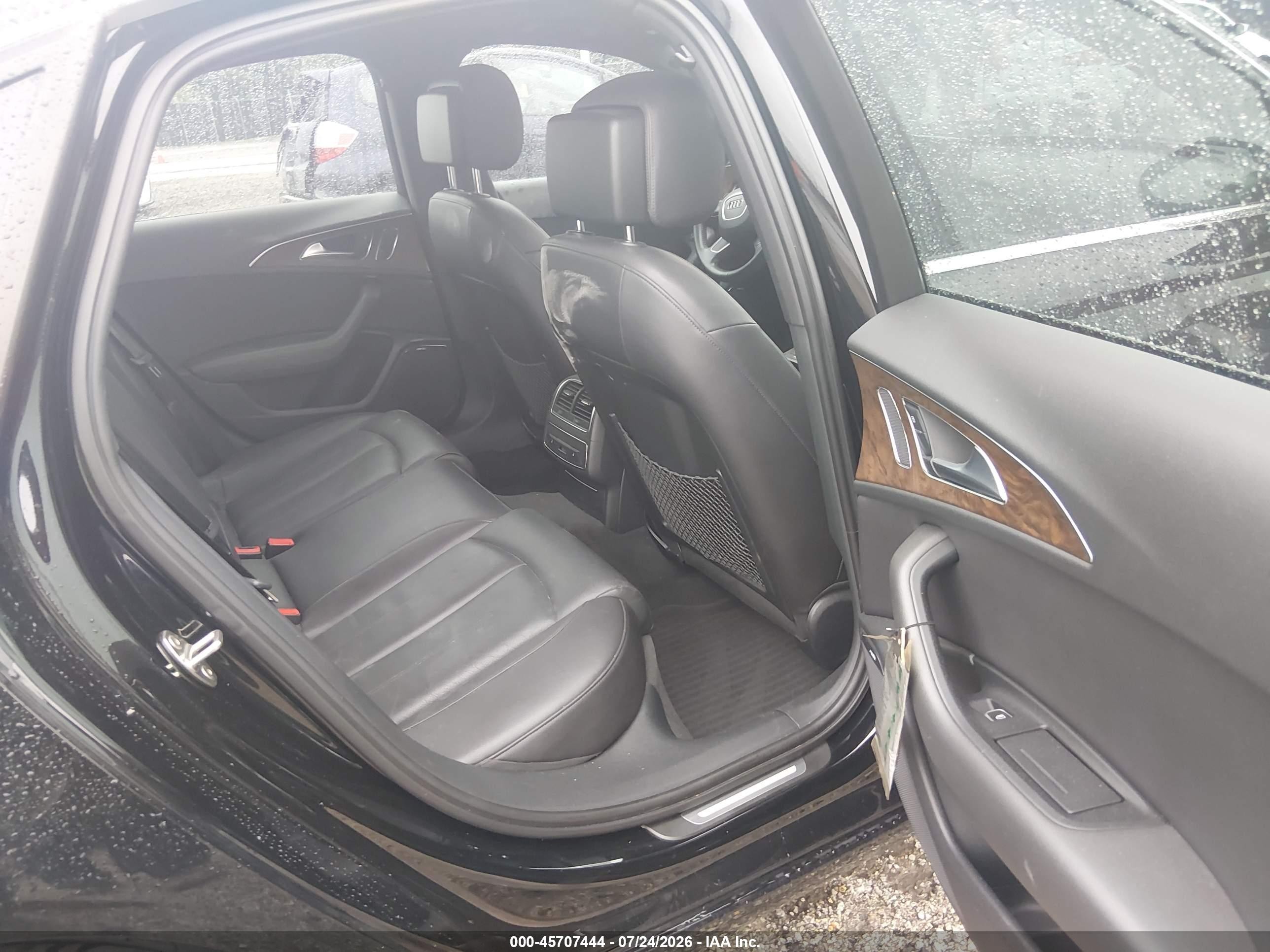 2014 Audi A6 VIN WAUGFAFC8EN044615 IAAI salvage auction — Rear End, Salvage (South Carolina), sold $900 on 2026-09-09 (photo 8)
