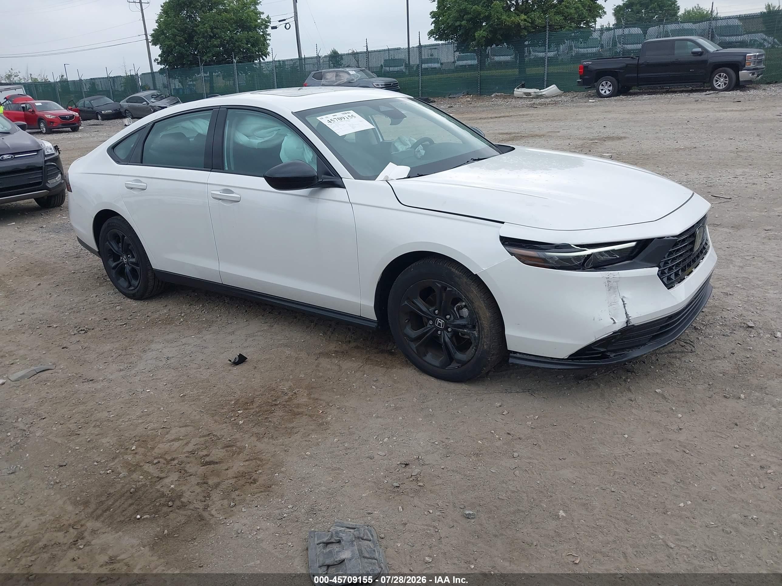 2025 Honda Accord VIN 1HGCY1F46SA039762 — IAAI salvage auction photo