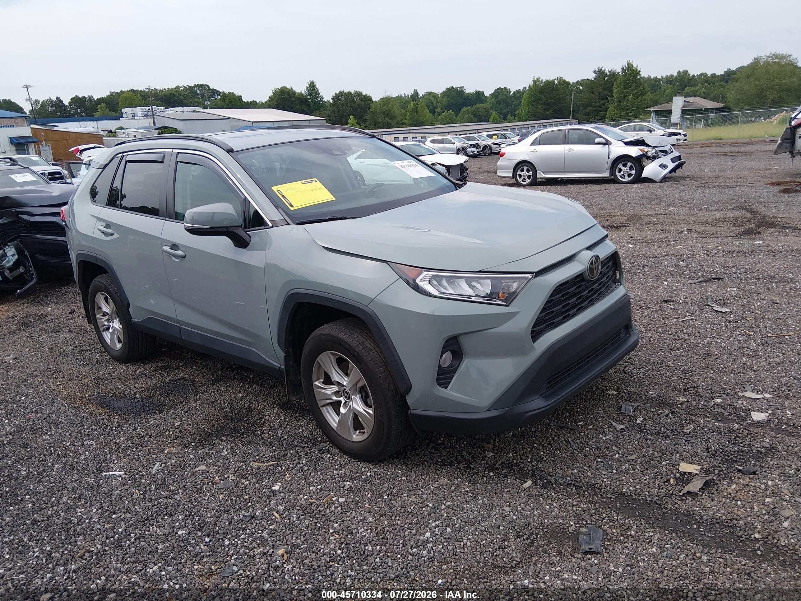 2021 Toyota RAV4 VIN 2T3W1RFV6MW126363 — IAAI salvage auction photo