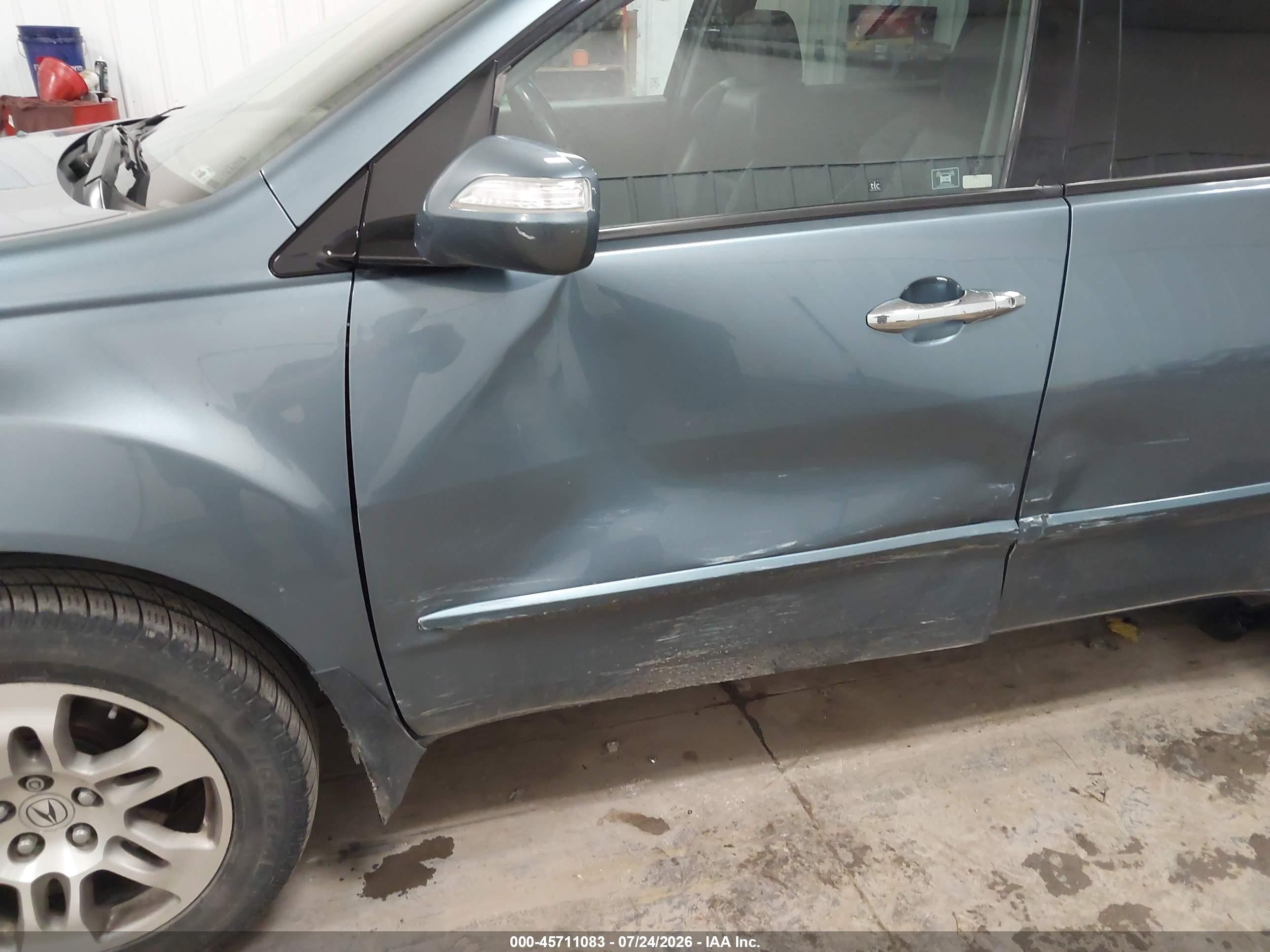 2007 Acura Mdx VIN 2HNYD28207H513032 IAAI salvage auction — Side, Regular (South Dakota), sold $925 on 2026-09-11 (photo 6)