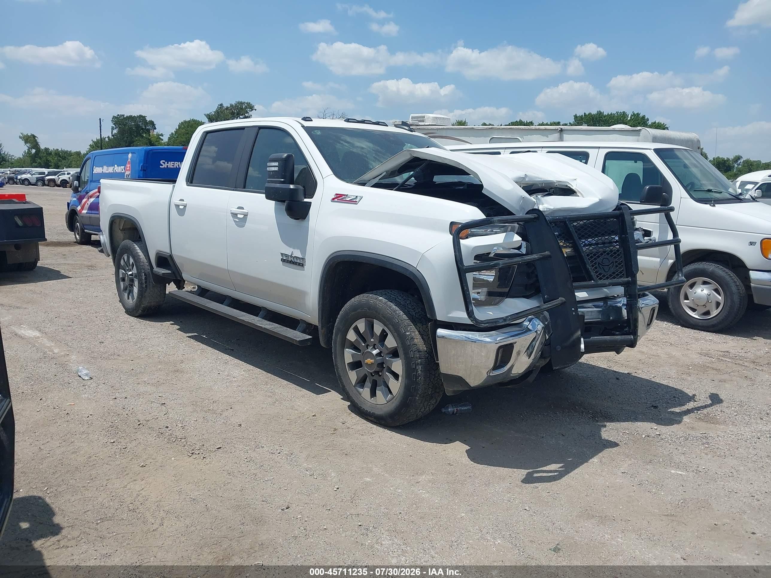 2024 Chevrolet Silverado 2500 VIN 2GC4YNEY5R1255623 — IAAI salvage auction photo