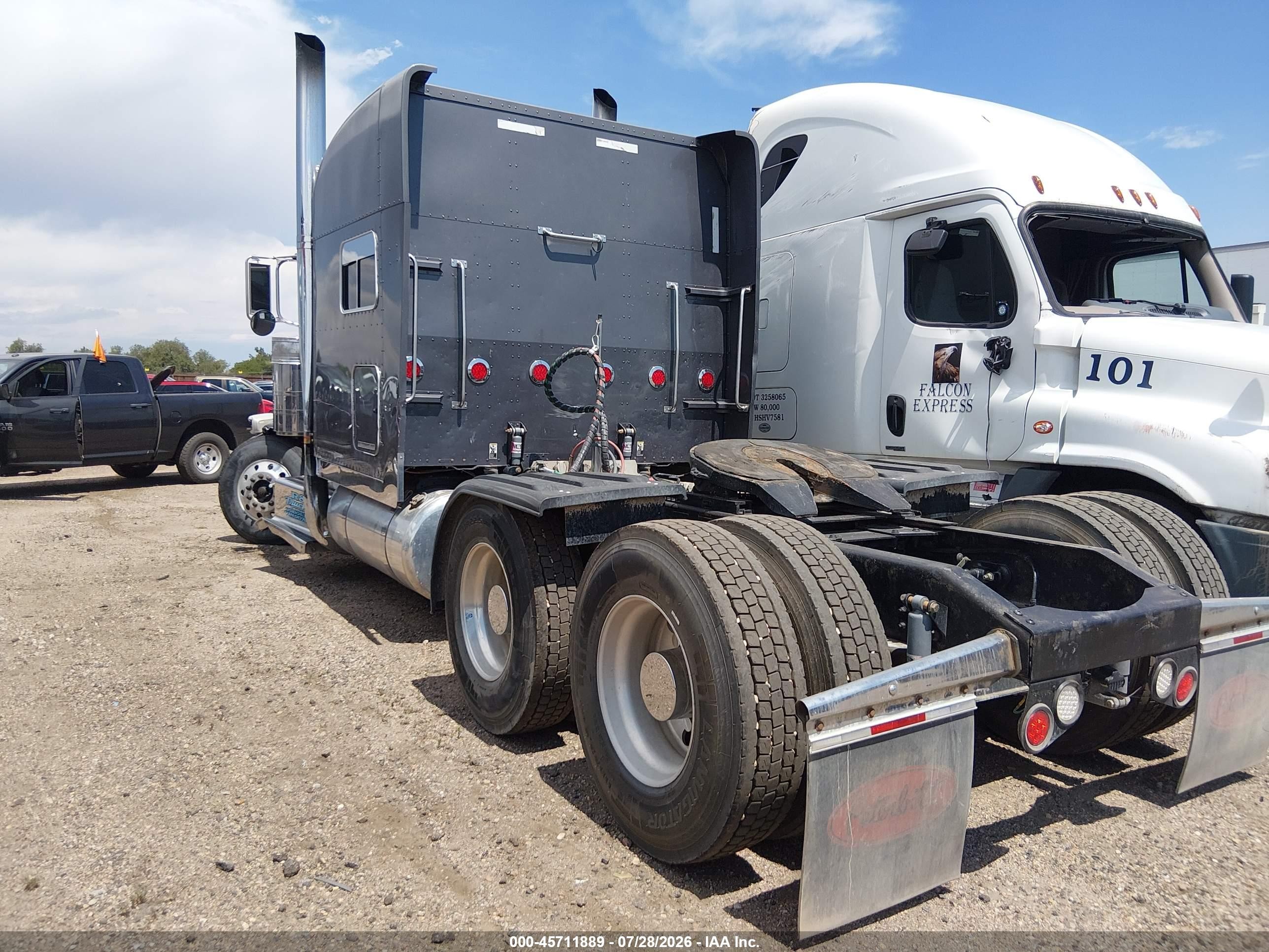 2009 Peterbilt 389 VIN 1XPXD49X19D782940 IAAI salvage auction — Unknown, Salvage (Colorado), sold $12,600 on 2026-09-09 (photo 3)