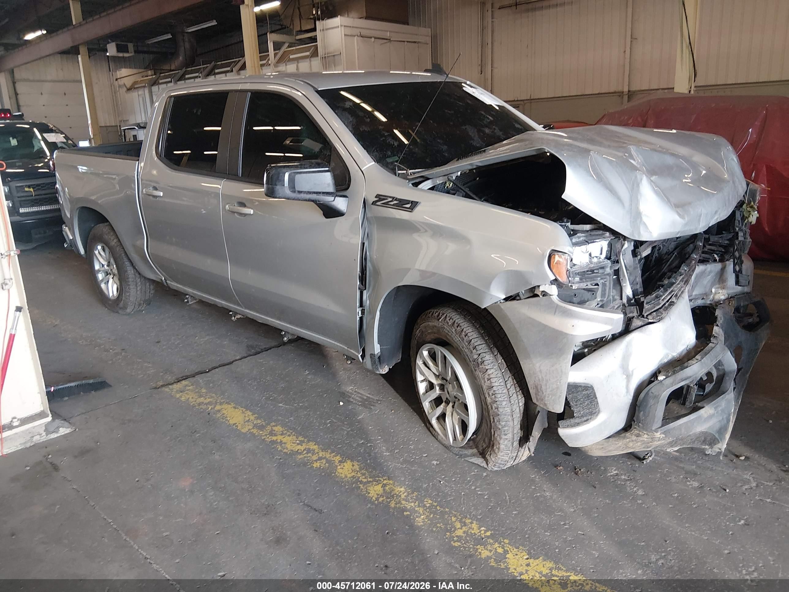 2021 Chevrolet Silverado 1500 VIN 1GCUYEETXMZ365488 — IAAI salvage auction photo