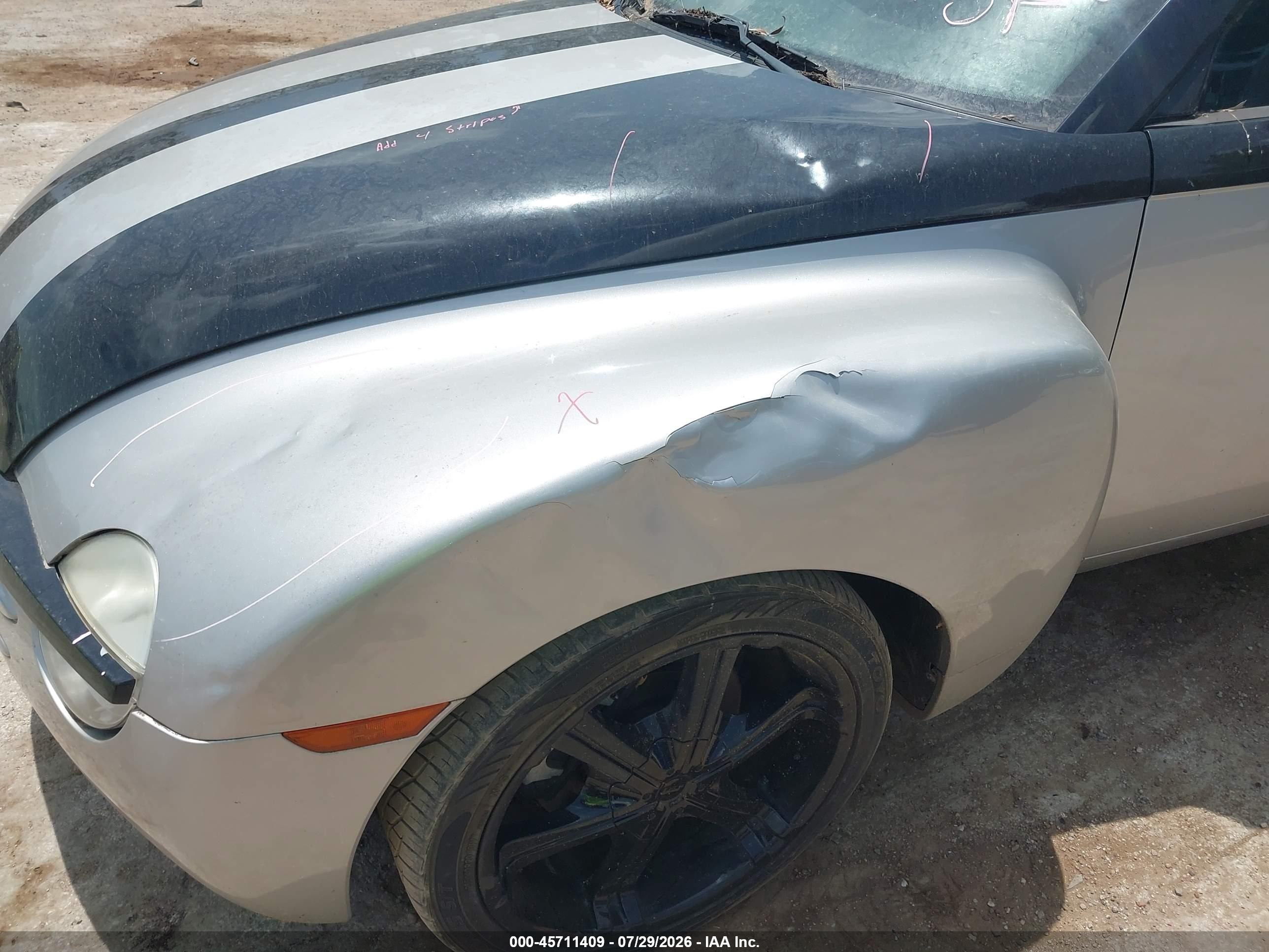 2005 Chevrolet Ssr VIN 1GCES14H15B115322 IAAI salvage auction — Front & Rear, Original (Texas), sold $11,000 on 2026-09-06 (photo 6)