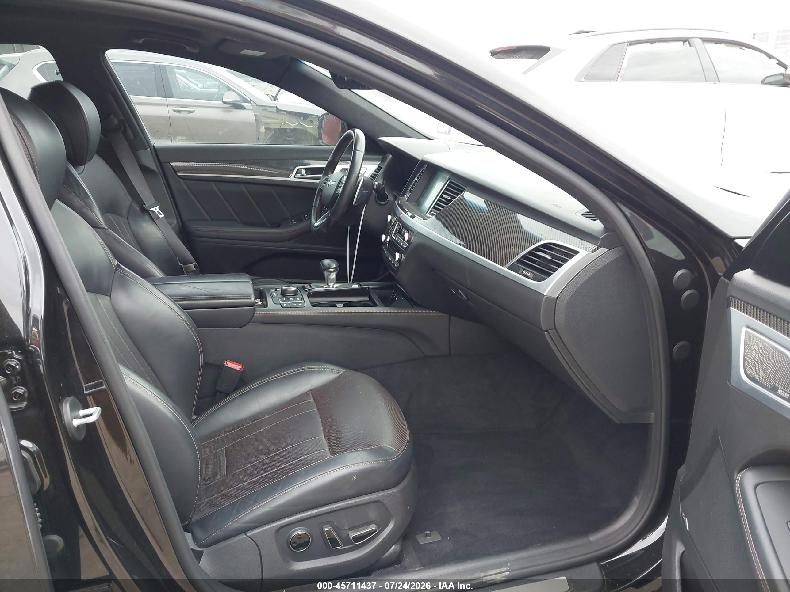 2019 Genesis G80 VIN KMHGN4JB8KU289921 IAAI salvage auction — Rear End, Original (Texas), sold $10,000 on 2026-09-15 (photo 5)