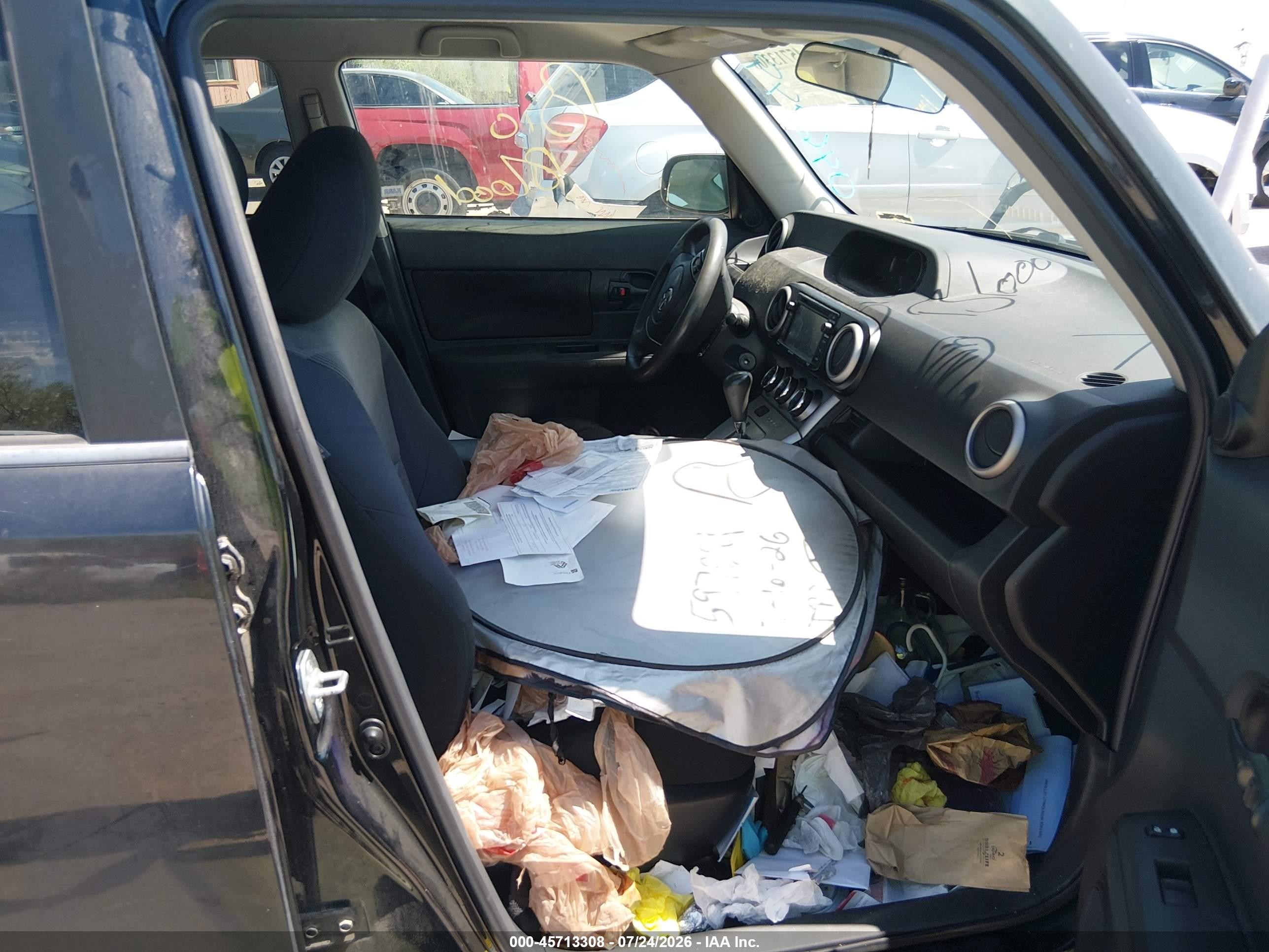 2013 Scion Xb VIN JTLZE4FE5DJ046849 IAAI salvage auction — Biohazard/Chemical, Salvage (Arizona), sold $425 on 2026-09-11 (photo 5)