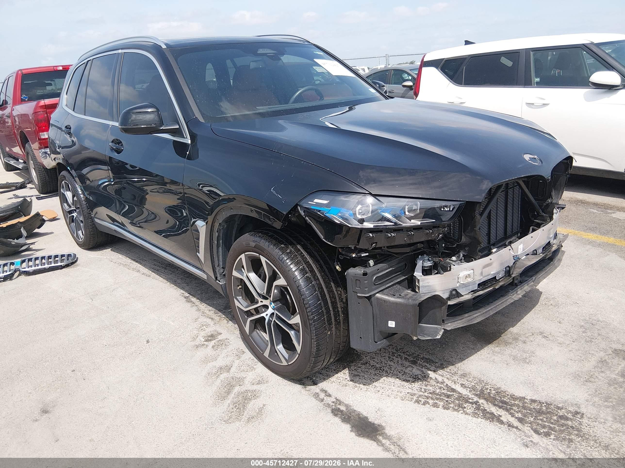 2026 BMW X5 VIN 5UX43EU01T9113356 — IAAI salvage auction photo