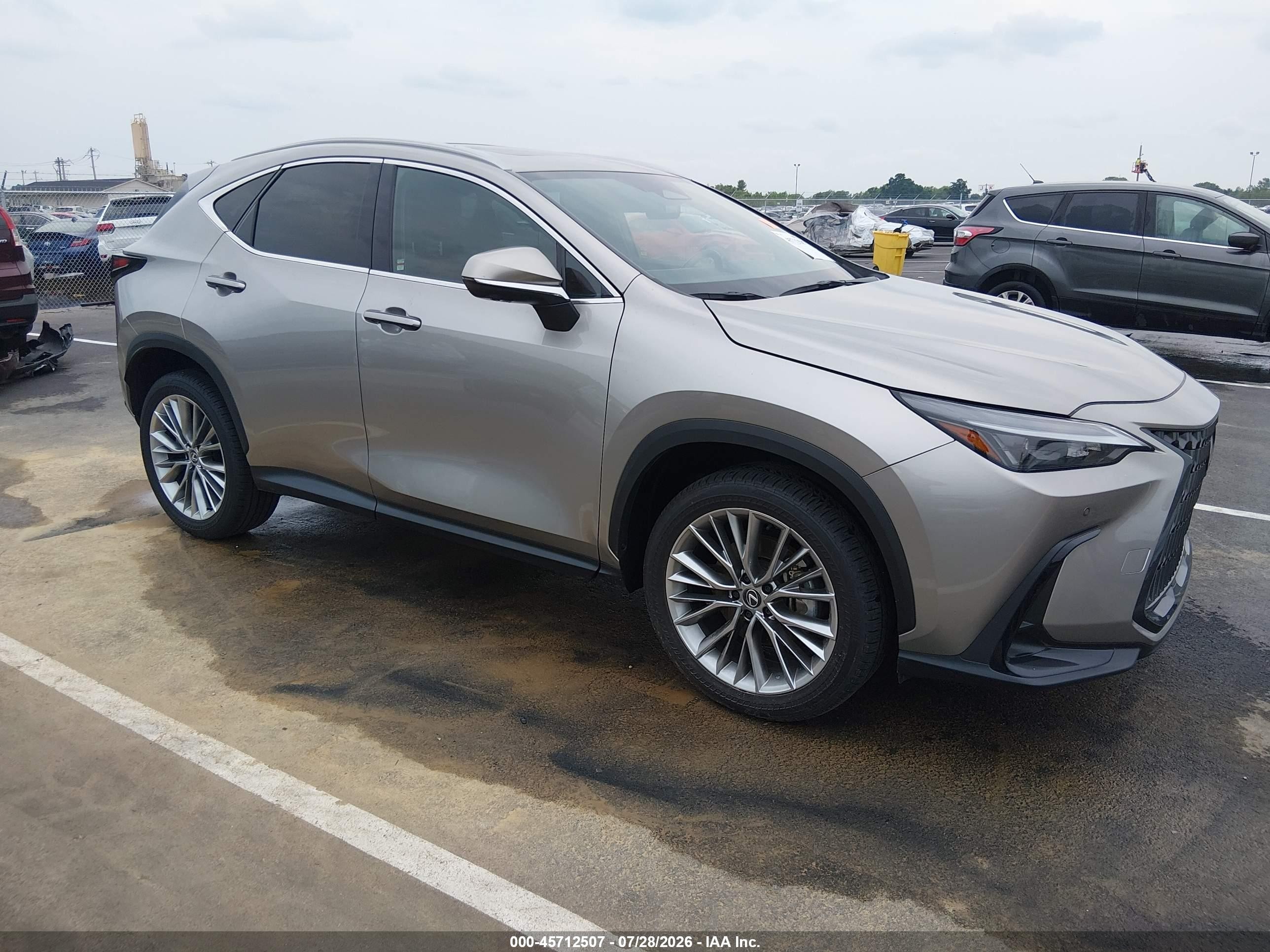 2025 Lexus NX 350 VIN 2T2GGCEZ8SC092112 — IAAI salvage auction photo