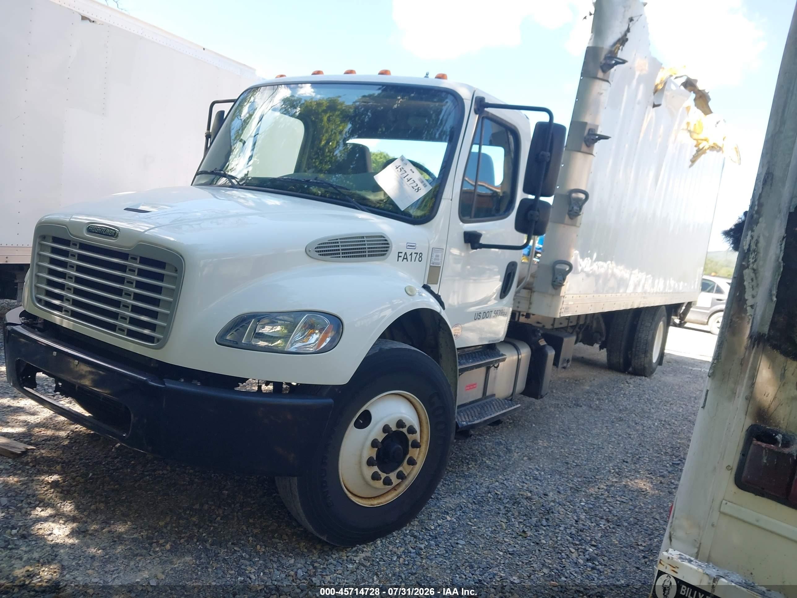 2018 Freightliner M2 106 VIN 1FVACWFC6JHJR3178 IAAI salvage auction — All Over, Salvage (Virginia), sold $3,150 on 2026-09-16 (photo 2)