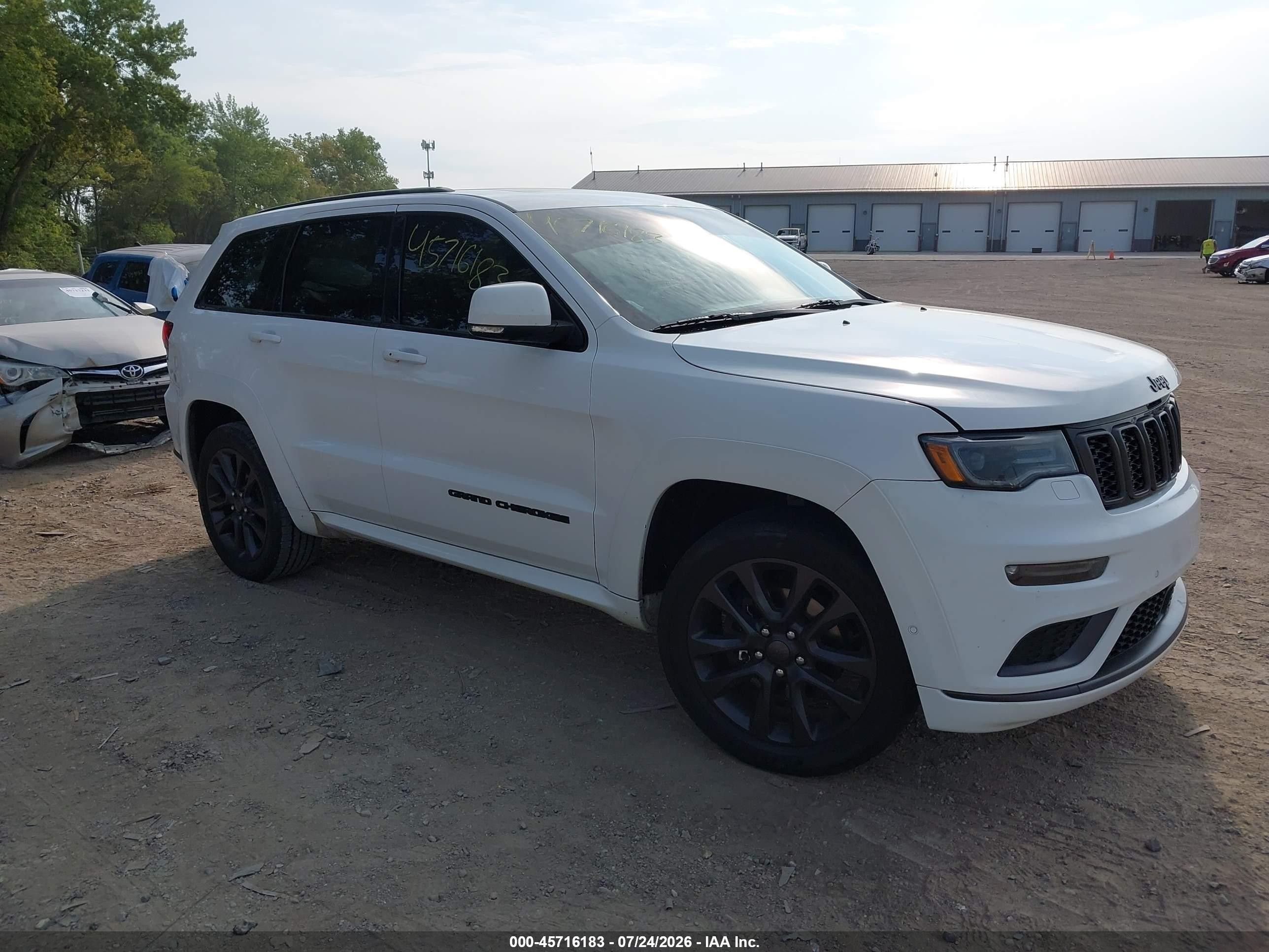 2018 Jeep Grand Cherokee VIN 1C4RJFCG3JC363635 — IAAI salvage auction photo