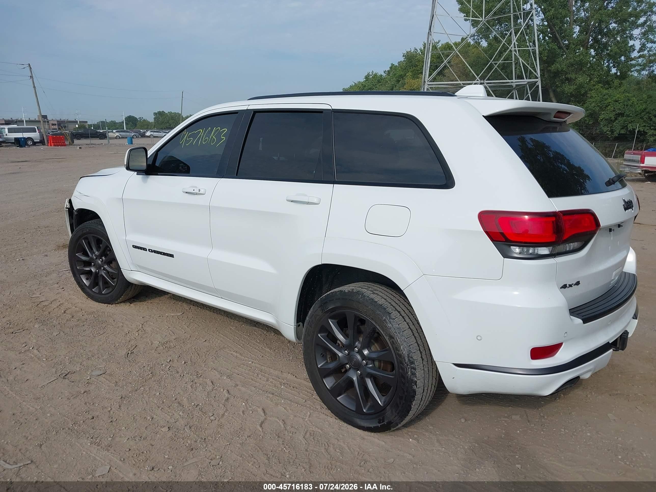 2018 Jeep Grand cherokee VIN 1C4RJFCG3JC363635 IAAI salvage auction — Front End, Clear (Indiana), sold $8,600 on 2026-09-26 (photo 3)