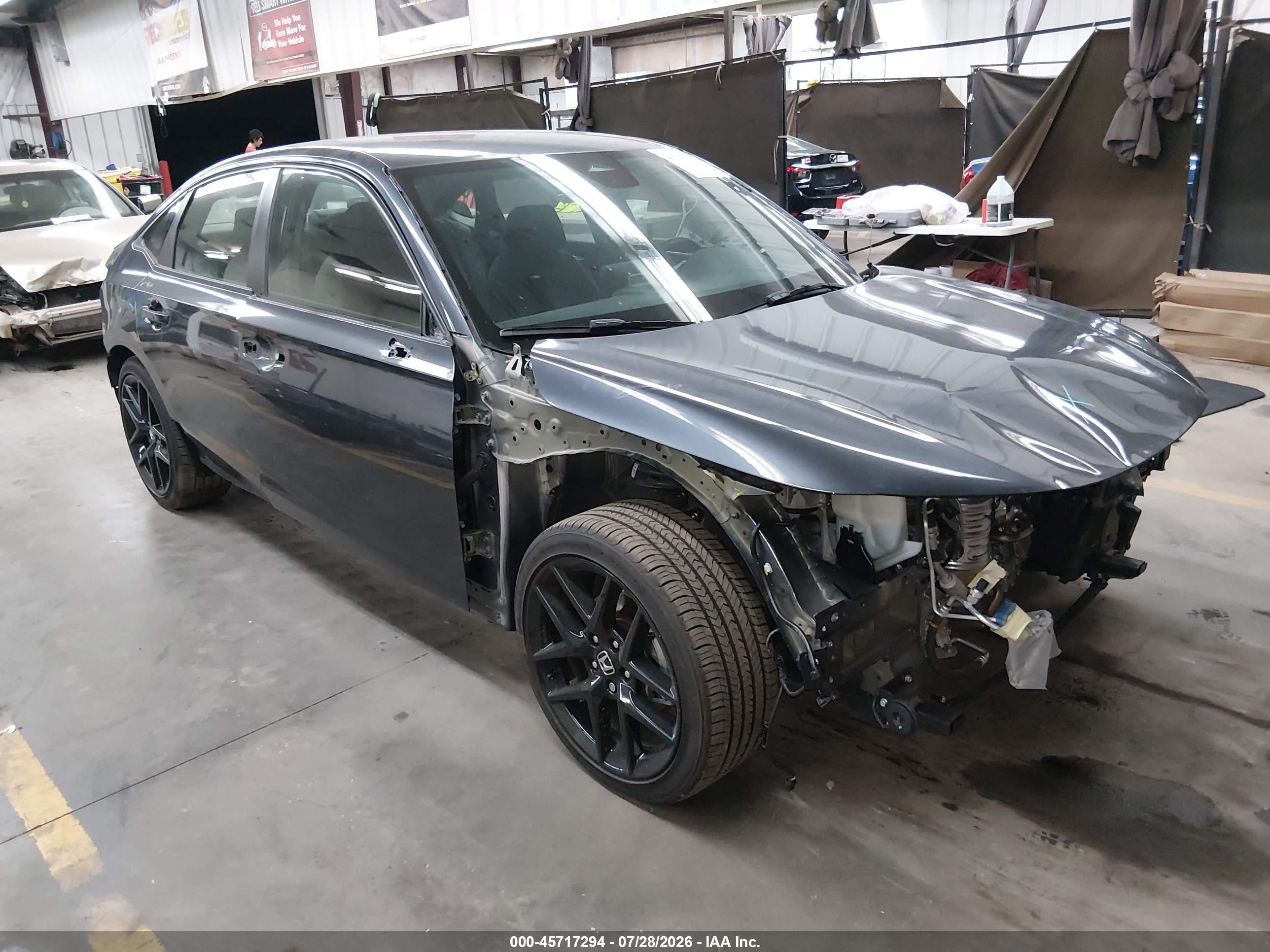 2025 Honda Civic VIN 2HGFE2F50SH588072 — IAAI salvage auction photo