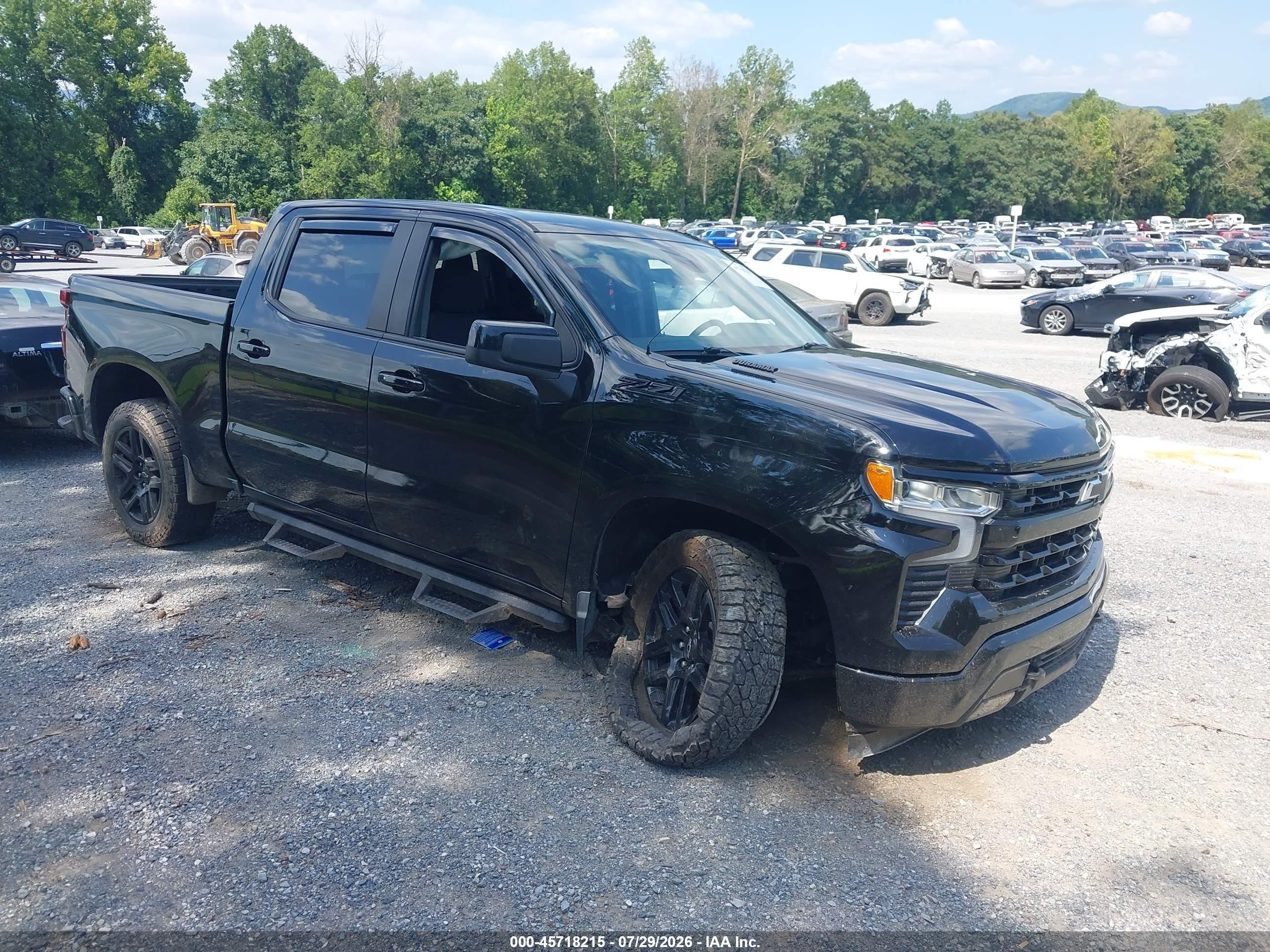 2022 Chevrolet Silverado 1500 VIN 1GCUDEET1NZ610157 — IAAI salvage auction photo