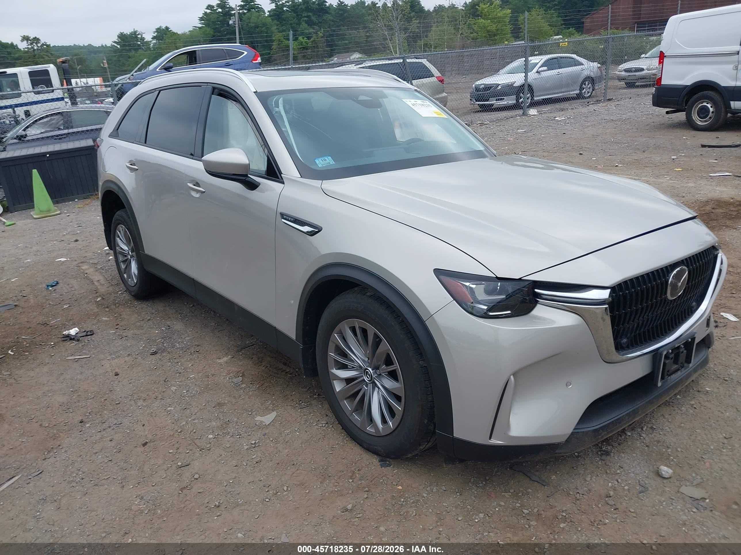2025 Mazda CX-90 VIN JM3KKBHA8S1243300 — IAAI salvage auction photo
