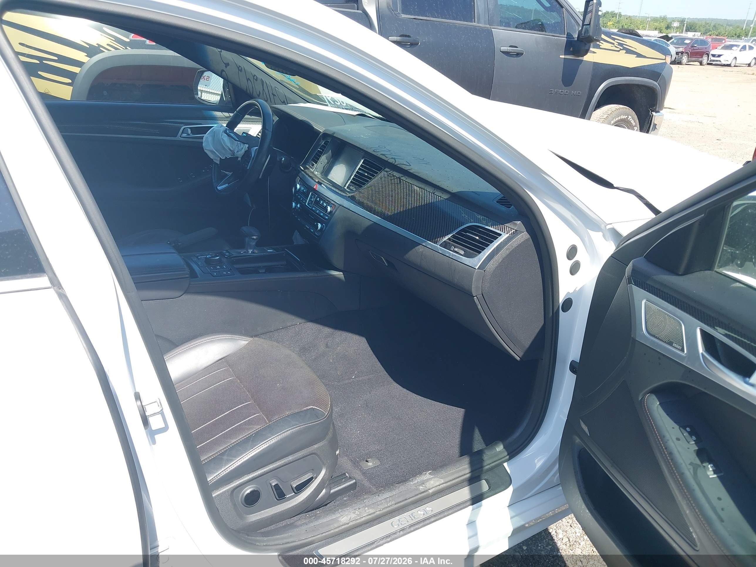 2018 Genesis G80 VIN KMHGN4JB2JU245072 IAAI salvage auction — Front End, Salvage (Tennessee), sold $2,650 on 2026-09-12 (photo 5)