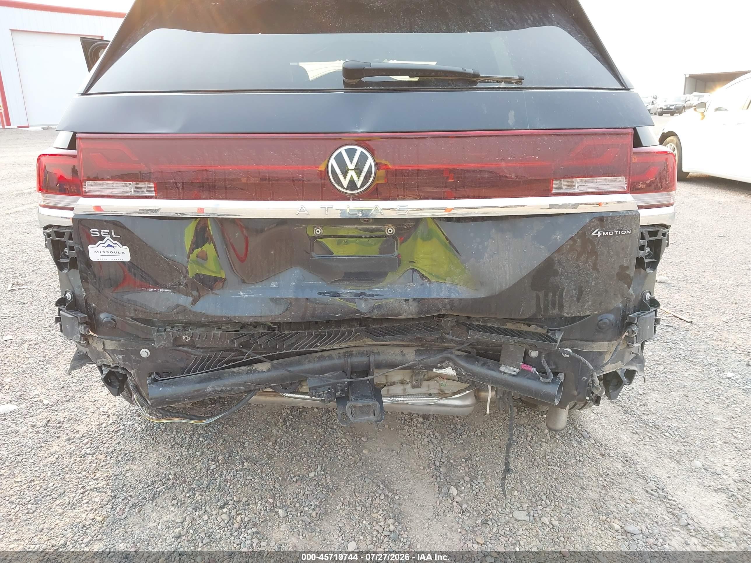 2025 Volkswagen Atlas VIN 1V2FR2CA5SC508982 IAAI salvage auction — Rear End, Salvage (Montana), sold $17,400 on 2026-09-02 (photo 6)