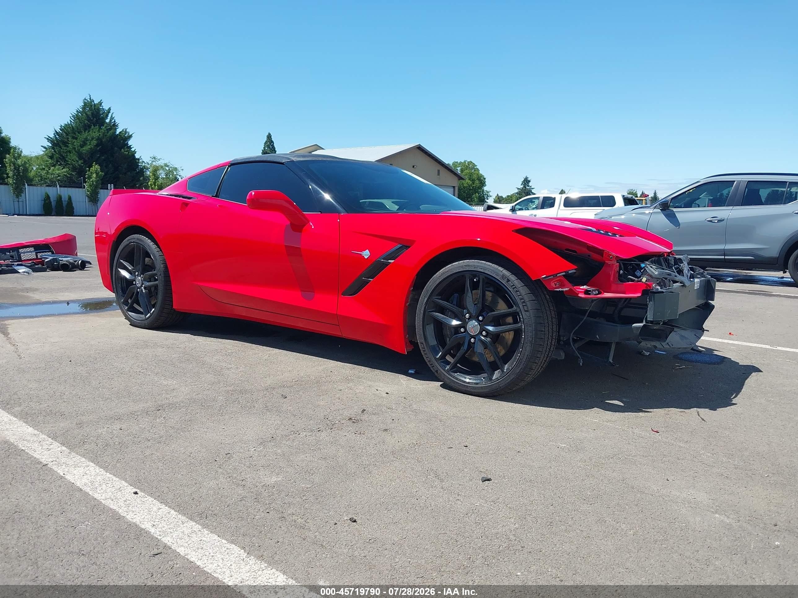 2014 Chevrolet Corvette Stingray VIN 1G1YG2D70E5127822 — IAAI salvage auction photo