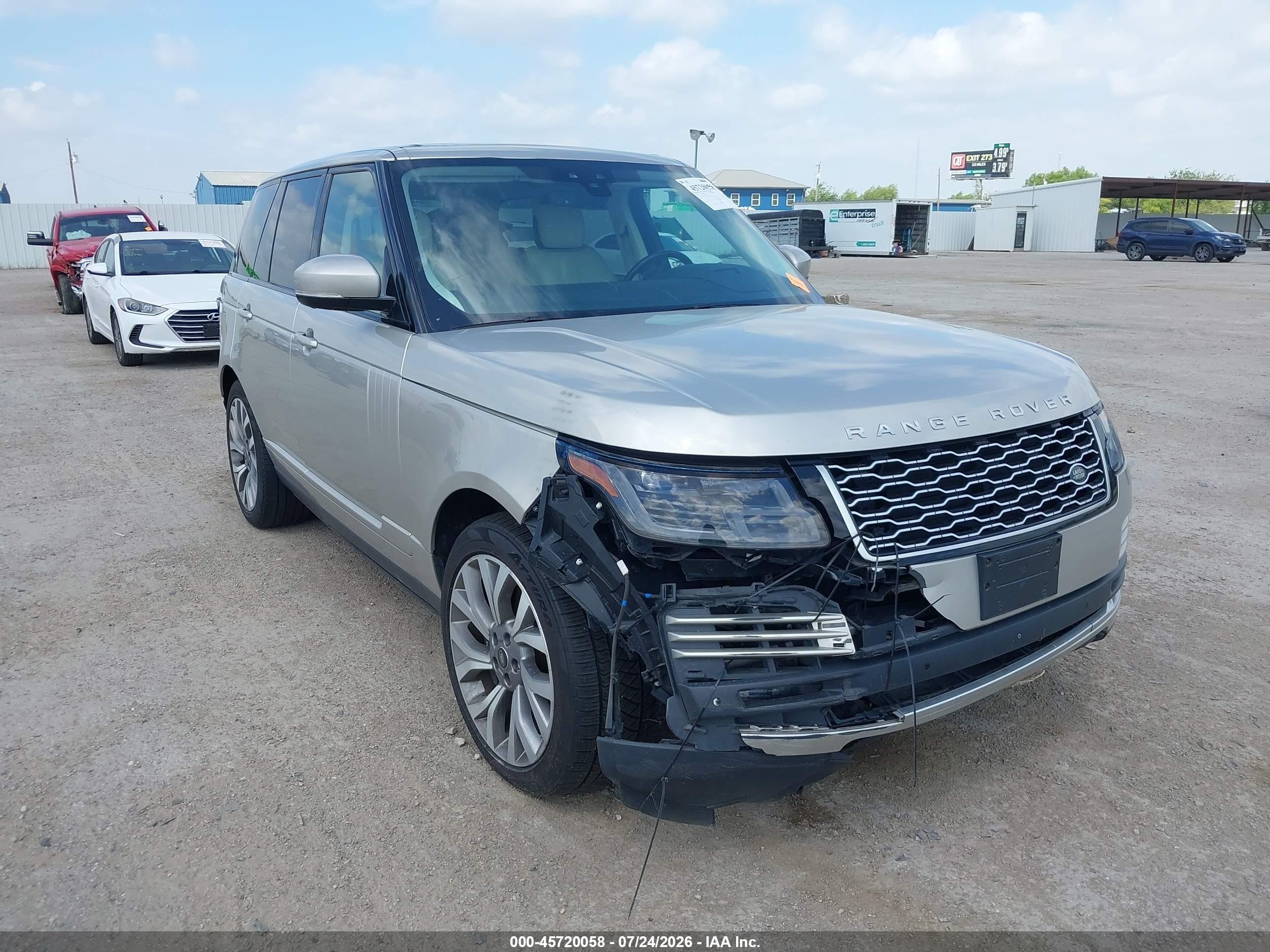 2018 Land Rover Range Rover VIN SALGS2SV0JA515923 — IAAI salvage auction photo