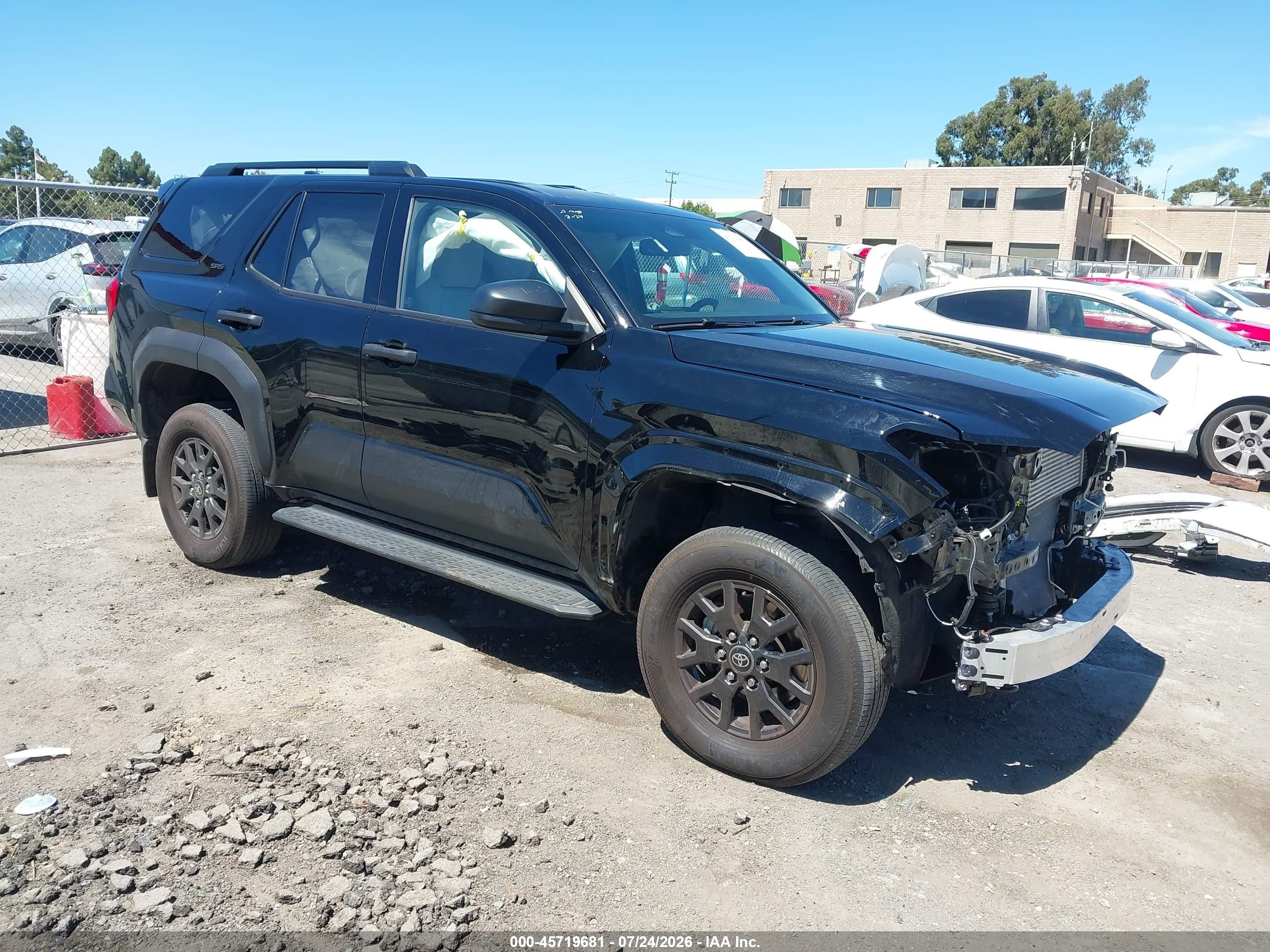2026 Toyota 4Runner VIN JTEVA5BRXT5082866 — IAAI salvage auction photo