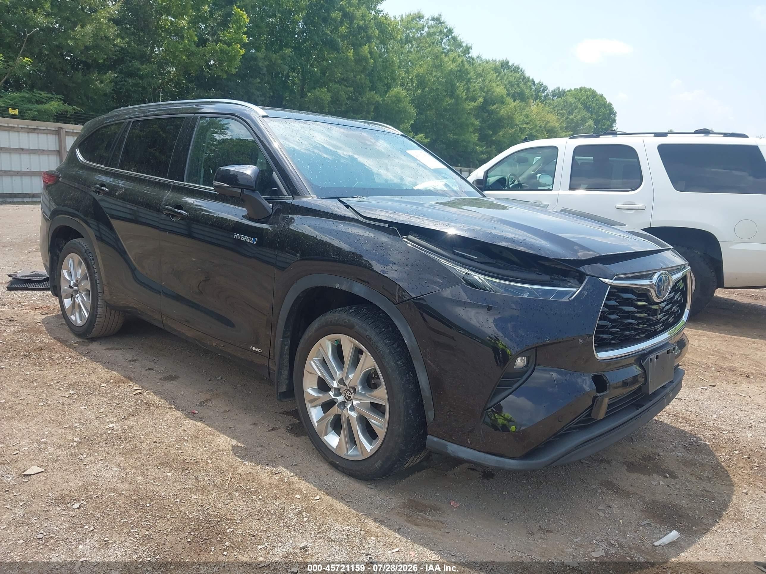2020 Toyota Highlander Hybrid VIN 5TDDBRCHXLS010537 — IAAI salvage auction photo