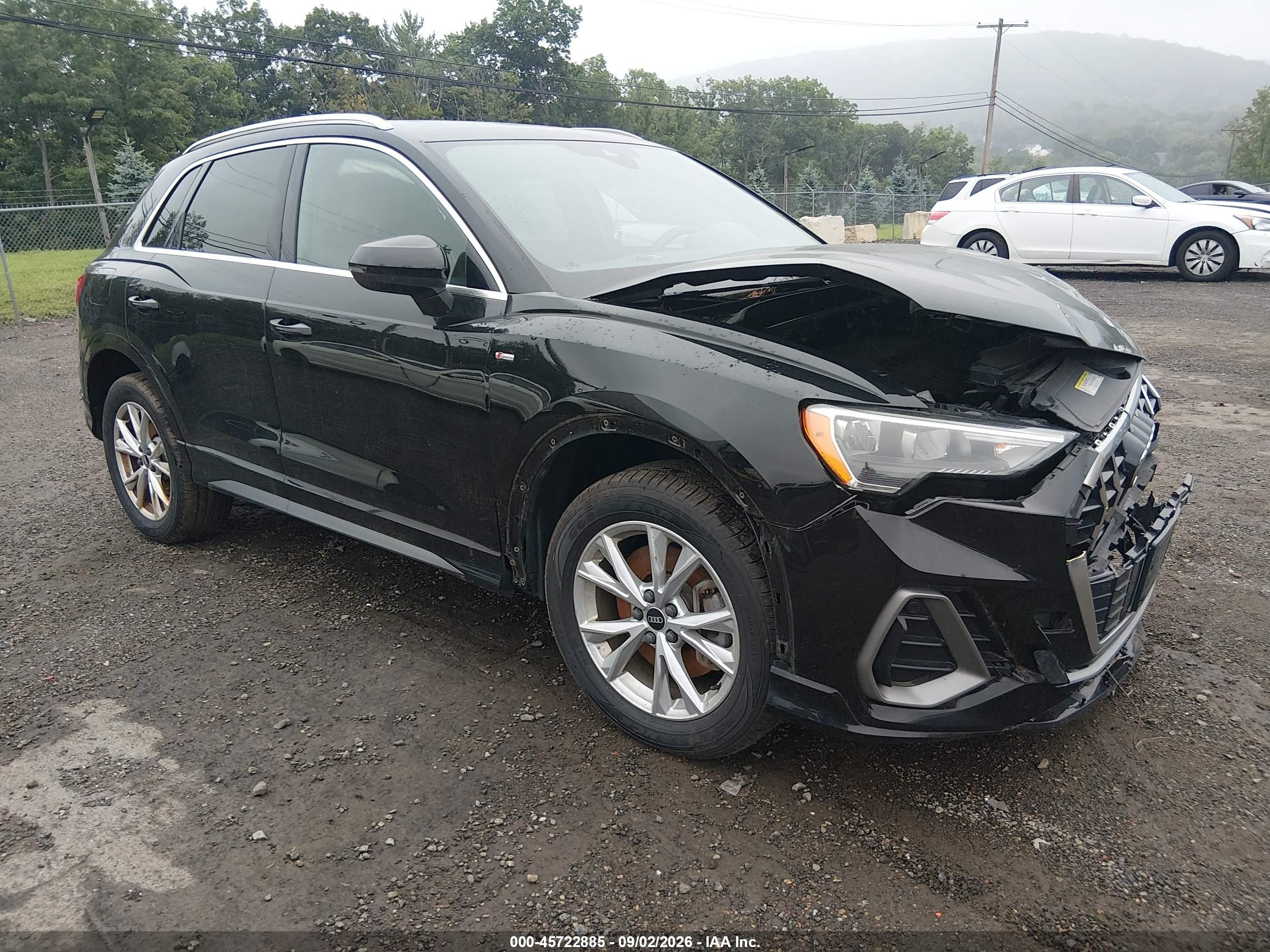 2021 Audi Q3 VIN WA1DECF34M1036113 — IAAI salvage auction photo