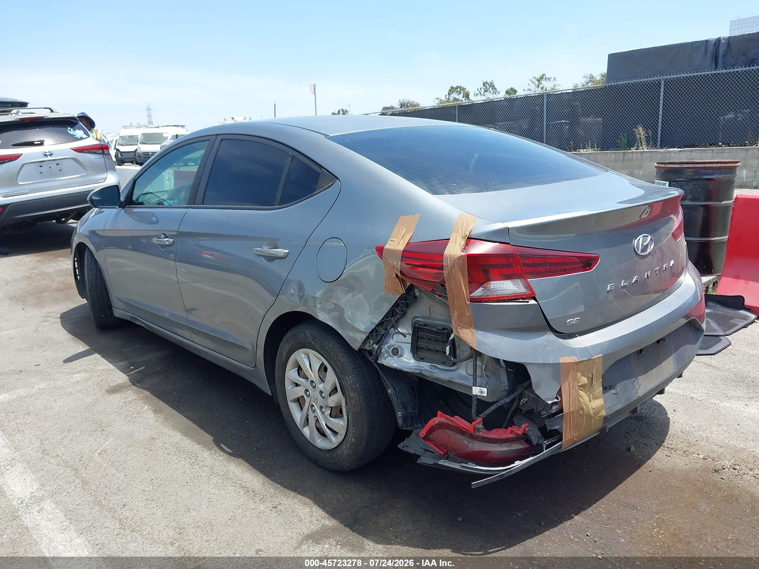 2019 Hyundai Elantra VIN KMHD74LF7KU783667 IAAI salvage auction — Rear End, Salvage (California), sold $2,625 on 2026-09-27 (photo 3)