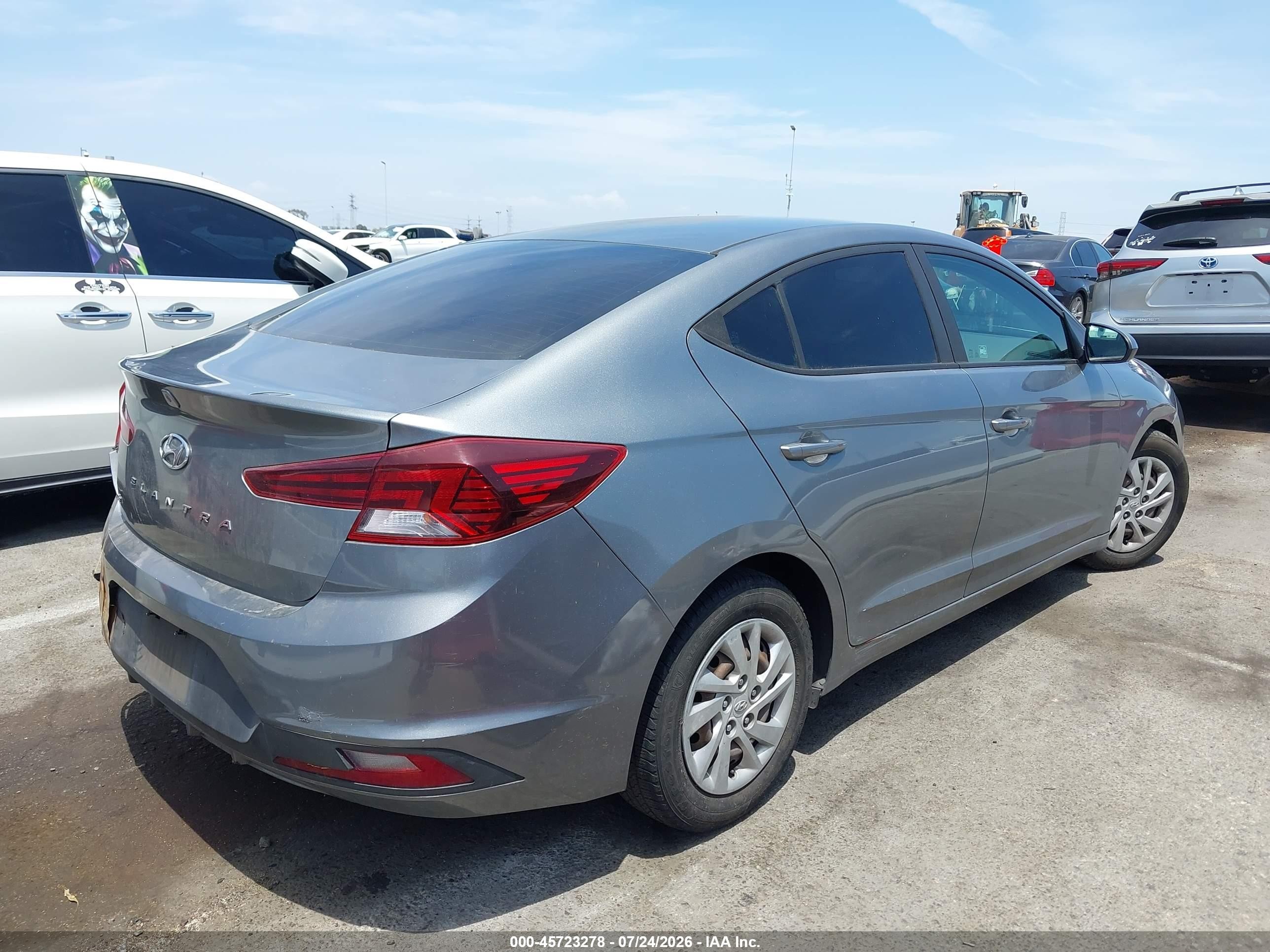 2019 Hyundai Elantra VIN KMHD74LF7KU783667 IAAI salvage auction — Rear End, Salvage (California), sold $2,625 on 2026-09-27 (photo 4)