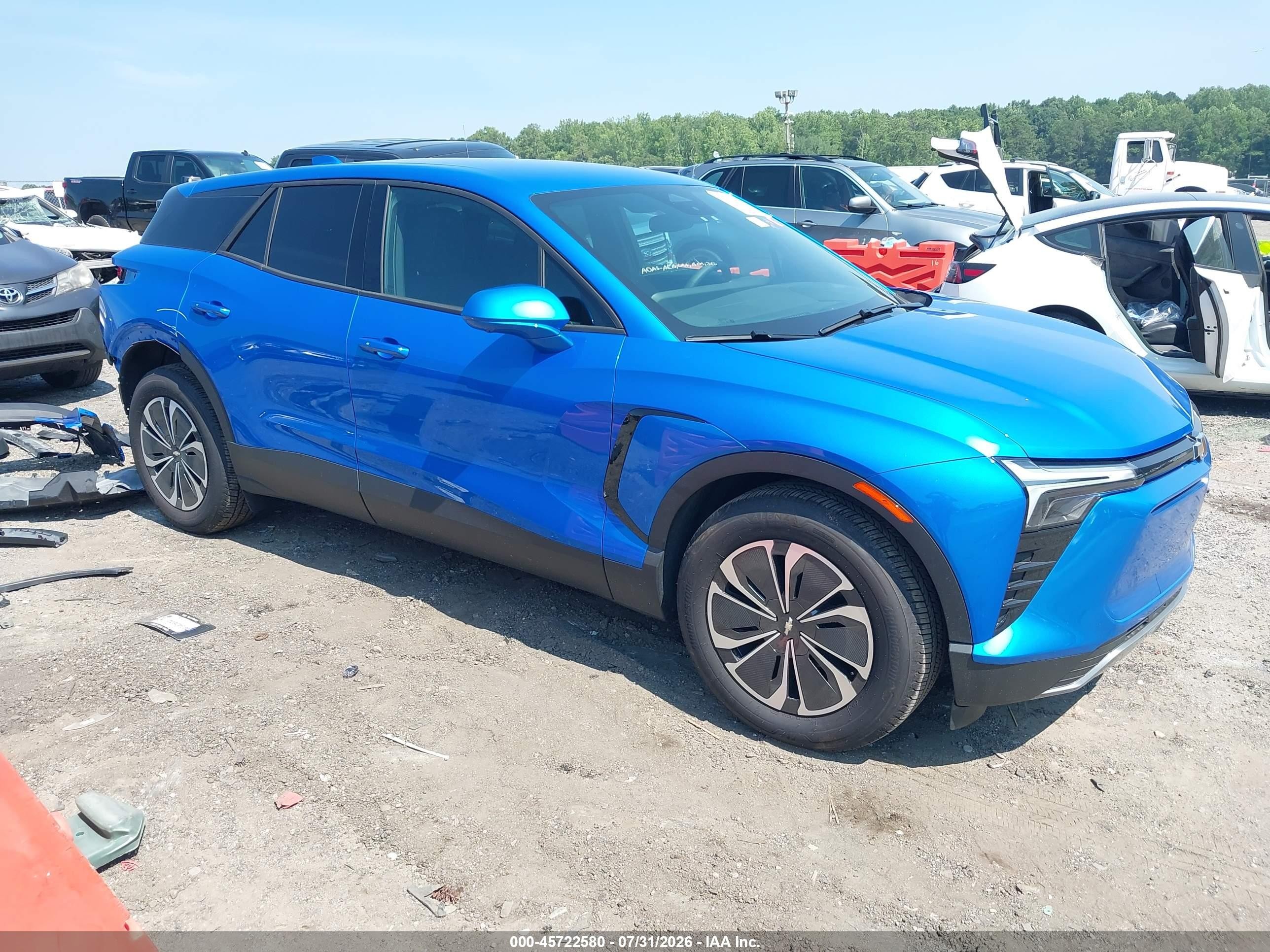 2025 Chevrolet Blazer VIN 3GNKDBRM1SS227389 — IAAI salvage auction photo