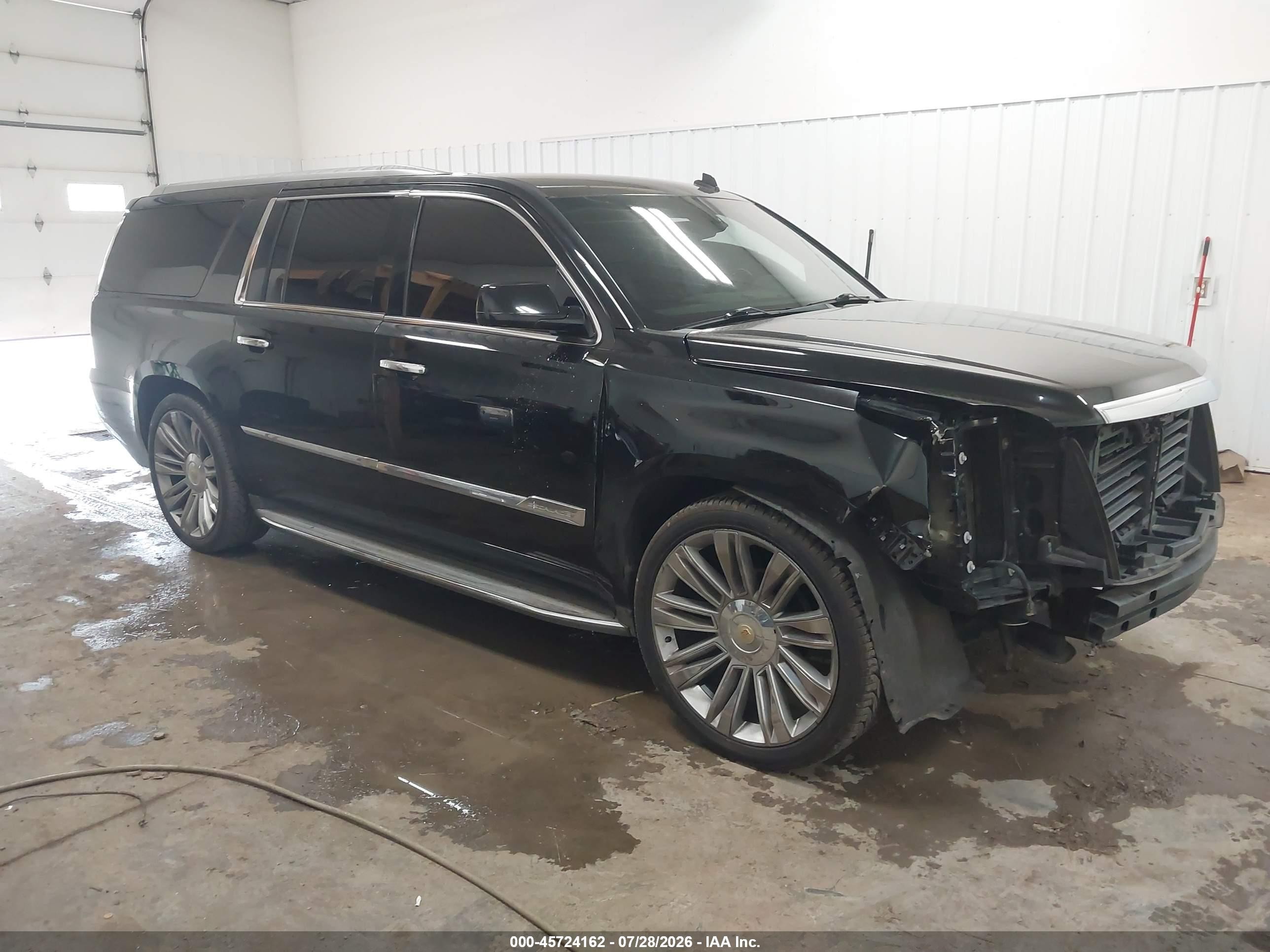 2015 Cadillac Escalade ESV VIN 1GYS3GKJ3FR183309 — IAAI salvage auction photo