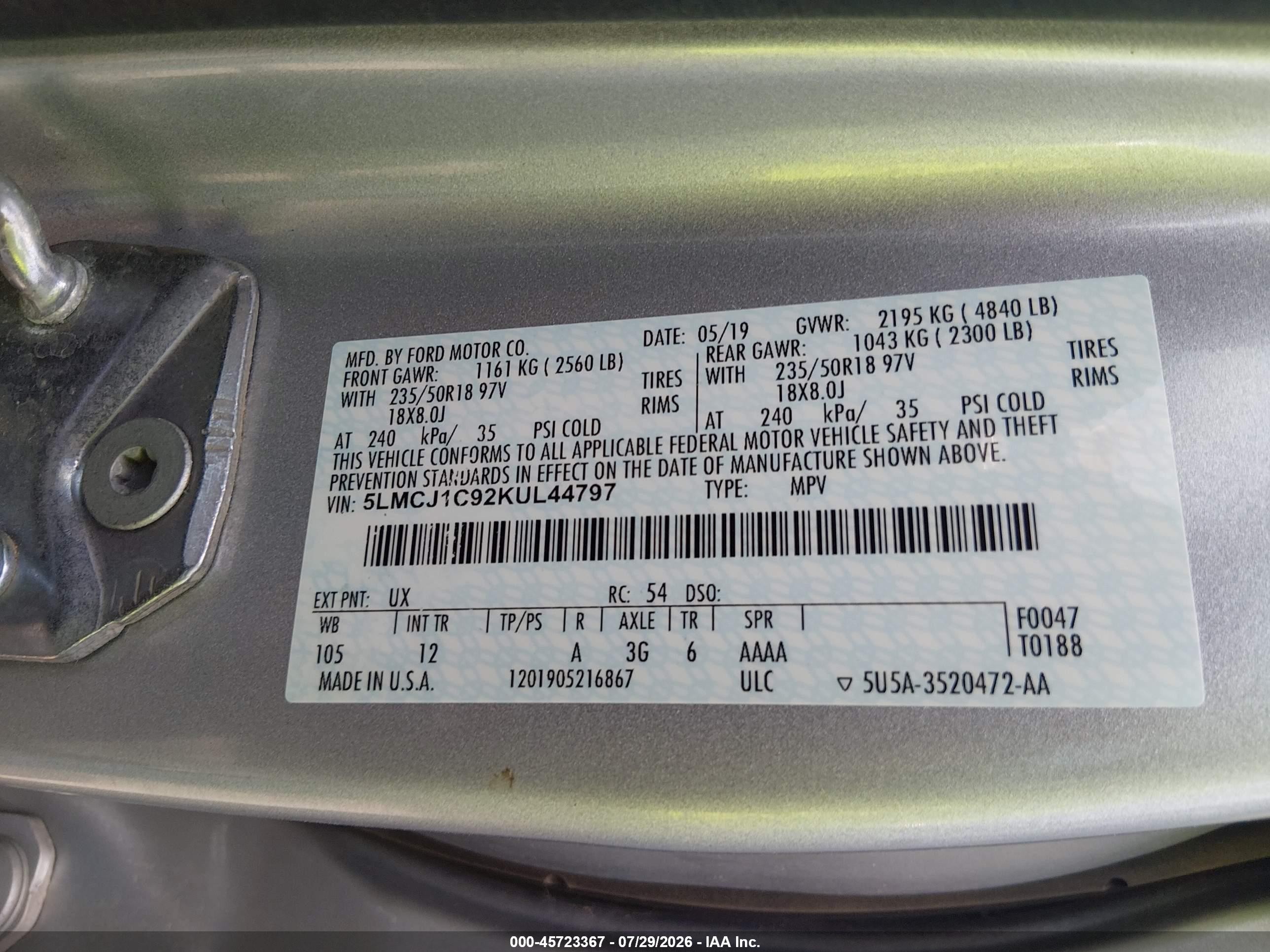2019 Lincoln Mkc VIN 5LMCJ1C92KUL44797 IAAI salvage auction — Rear End, Clear (Oklahoma), sold $5,750 on 2026-10-11 (photo 9)