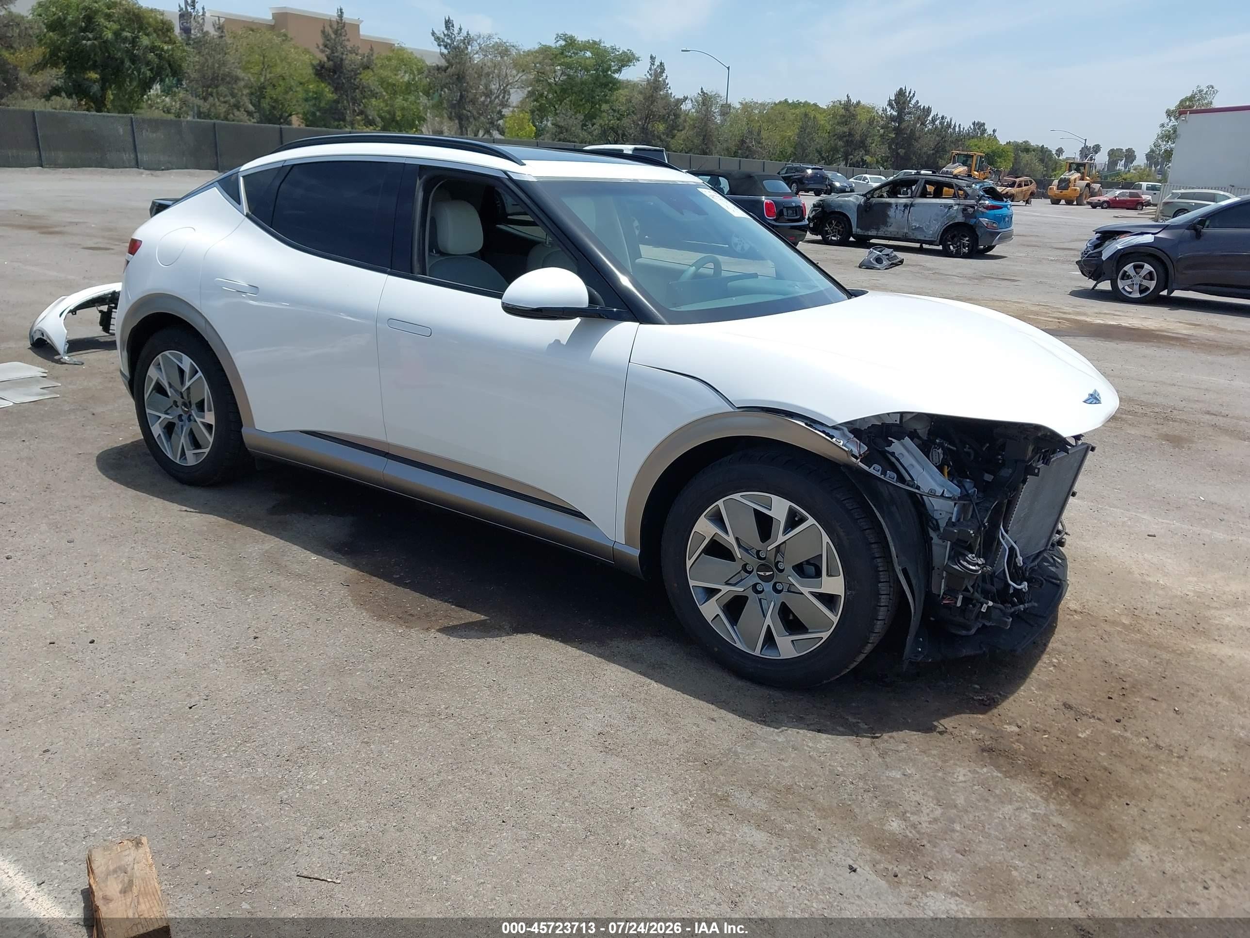 2024 Genesis GV60 VIN KMUKB4SA1RU023838 — IAAI salvage auction photo