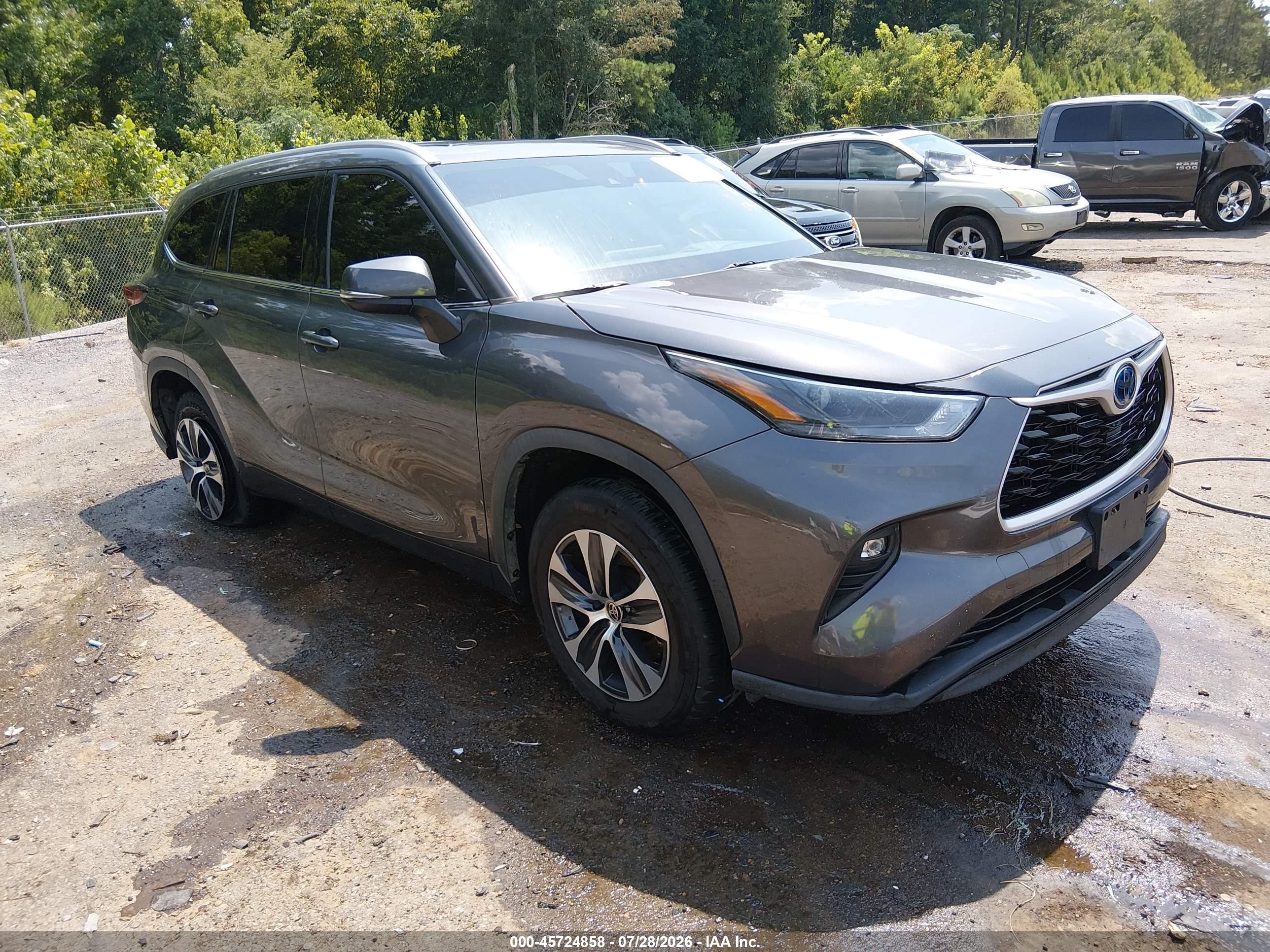 2022 Toyota Highlander Hybrid VIN 5TDGARAH3NS514983 — IAAI salvage auction photo